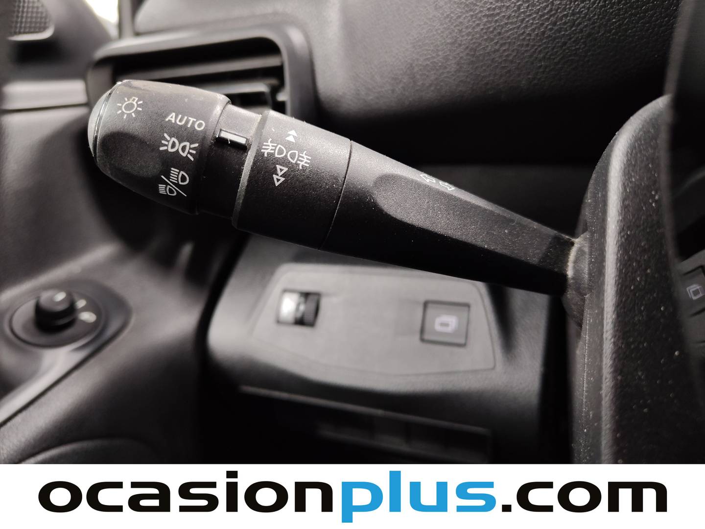 Acabados Peugeot Rifter Peugeot Rifter Active Business Standard BlueHDi (100 CV)