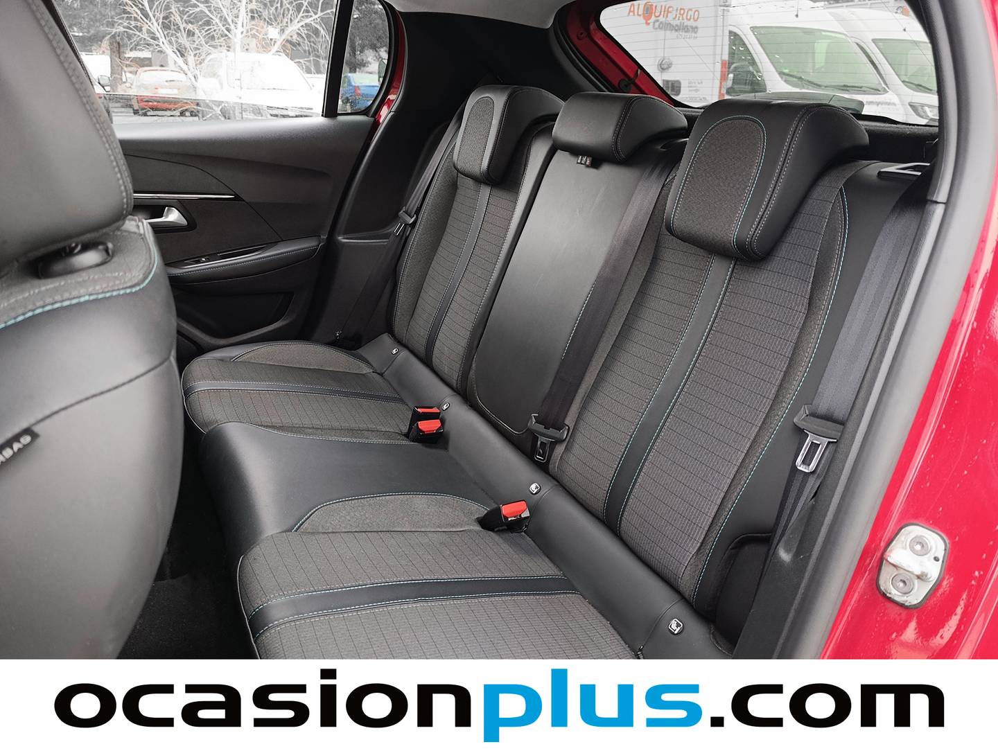 Foto asientos traseros Peugeot 208 Peugeot 208 BlueHDi 100 Allure (100 CV)