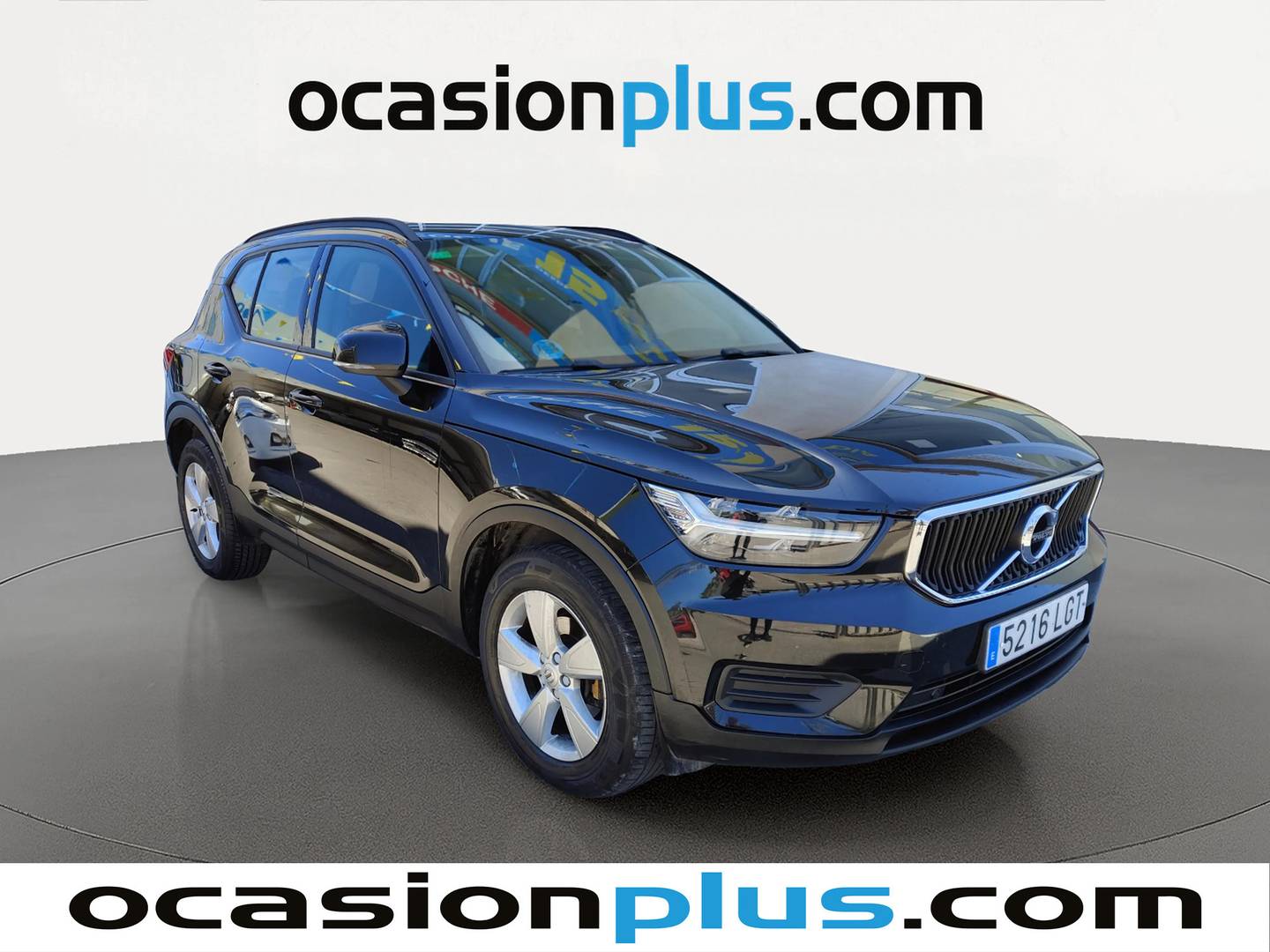 Foto delantera Volvo XC40 Volvo XC40 D3 Momentum Core Auto (150 CV) derecha