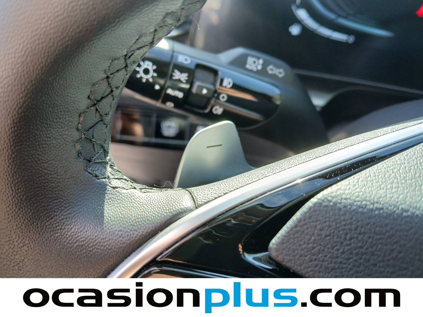 Foto KIA Niro Kia Niro 1.6 GDi HEV Drive (141 CV)