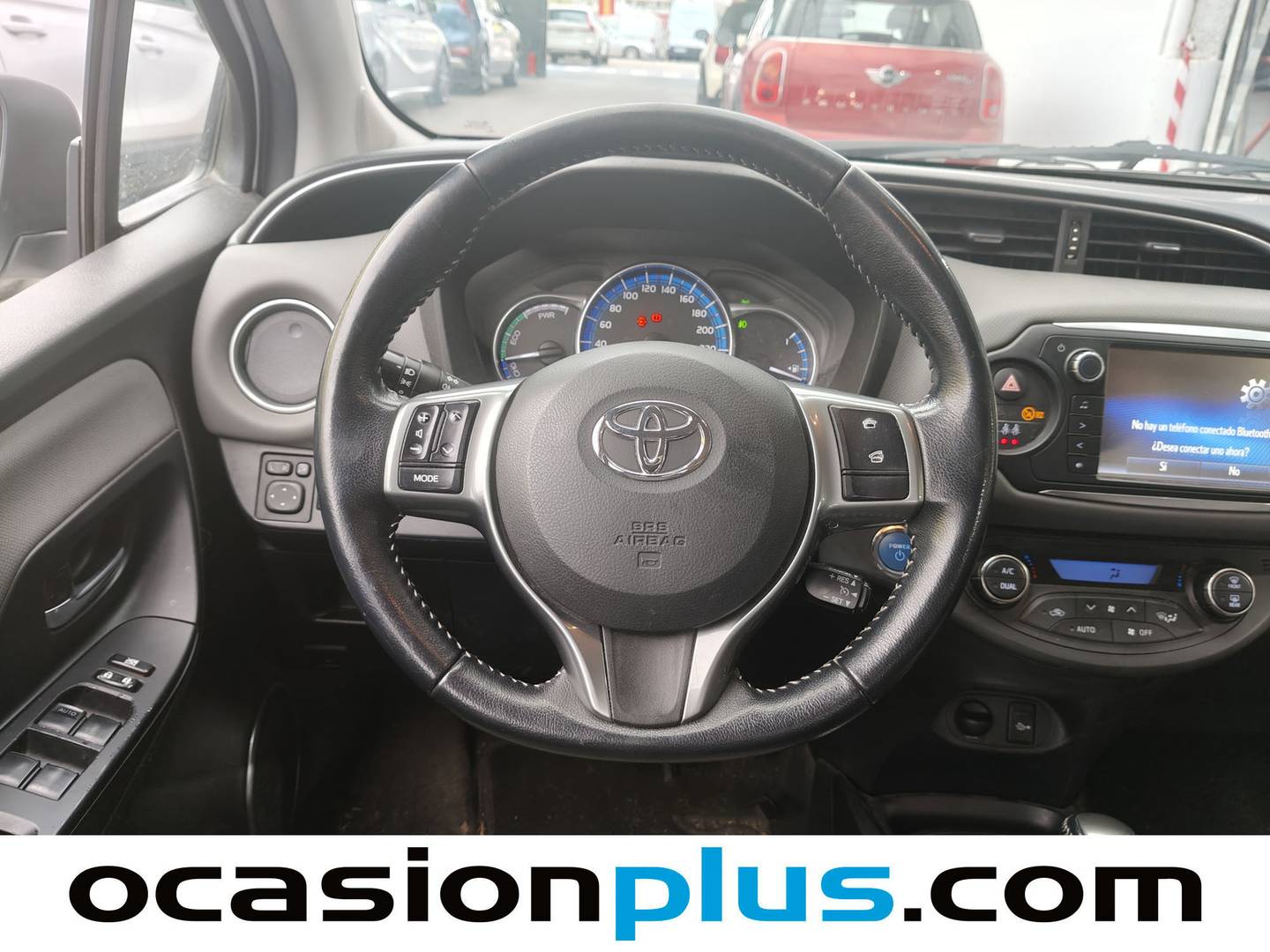 Equipamiento del Toyota Yaris Toyota Yaris 100H Advance (100 CV)