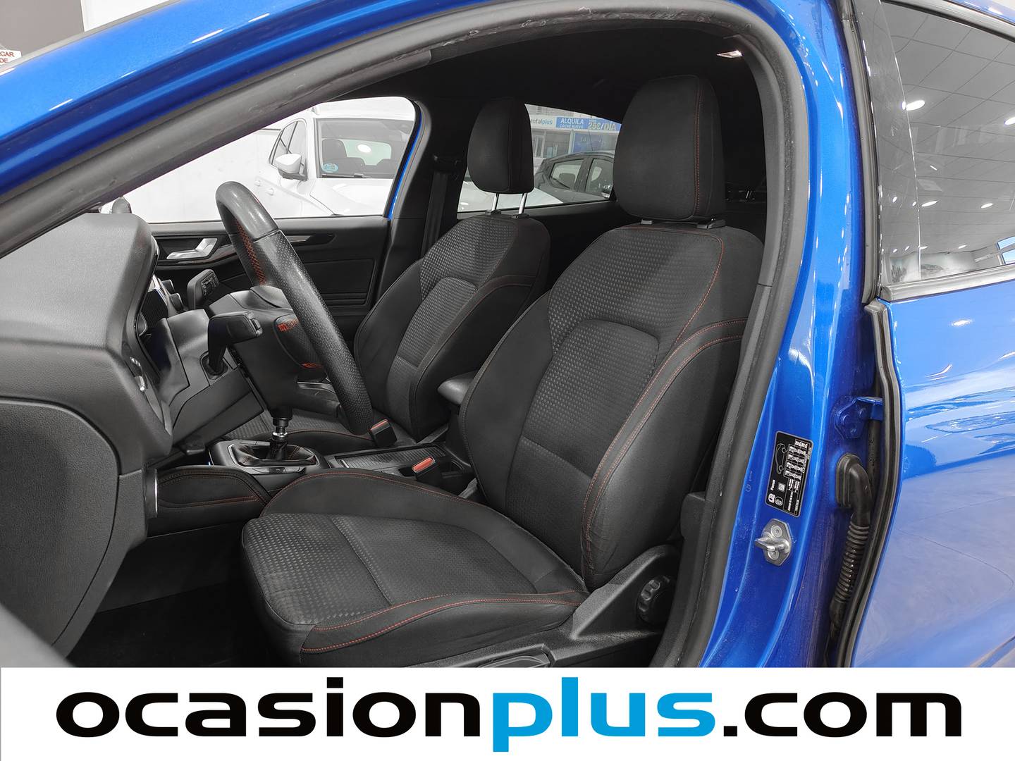Foto asientos delanteros Ford Focus Ford Focus 1.0 Ecoboost MHEV ST-Line (125 CV)