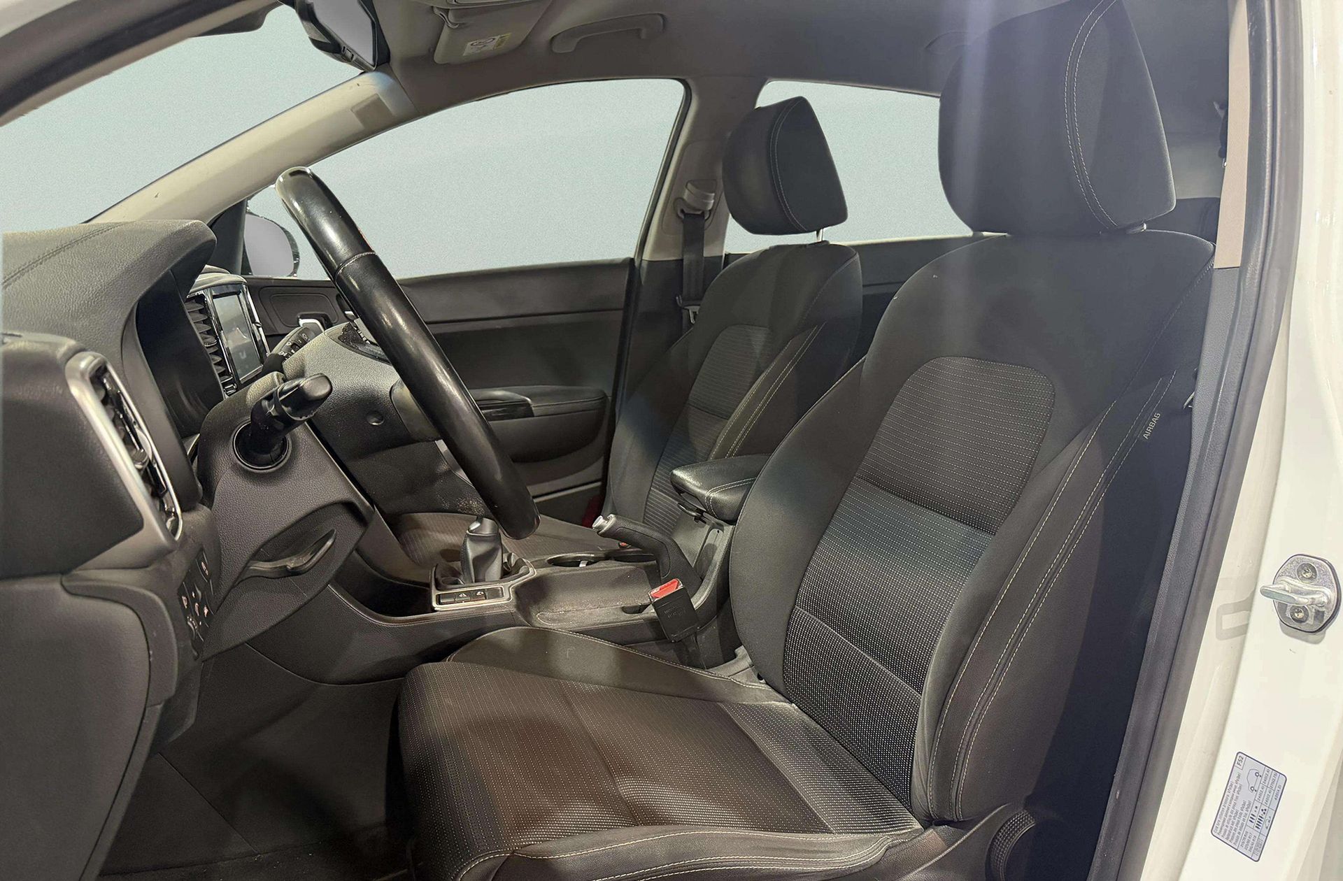 Kia Sportage 1.6 CRDi Drive 4x2 - foto 11