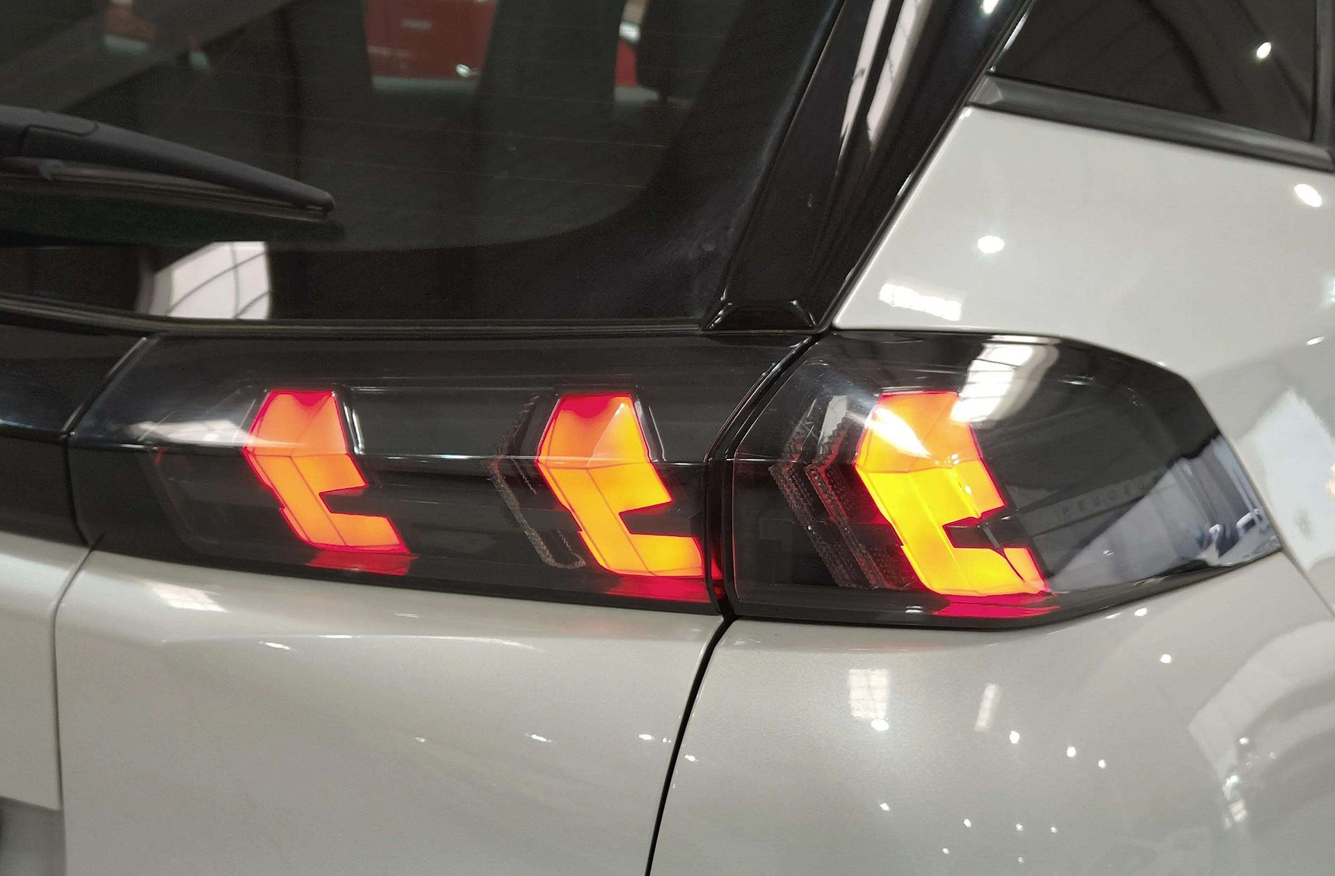 Peugeot 2008 PureTech 100 Active - foto 16