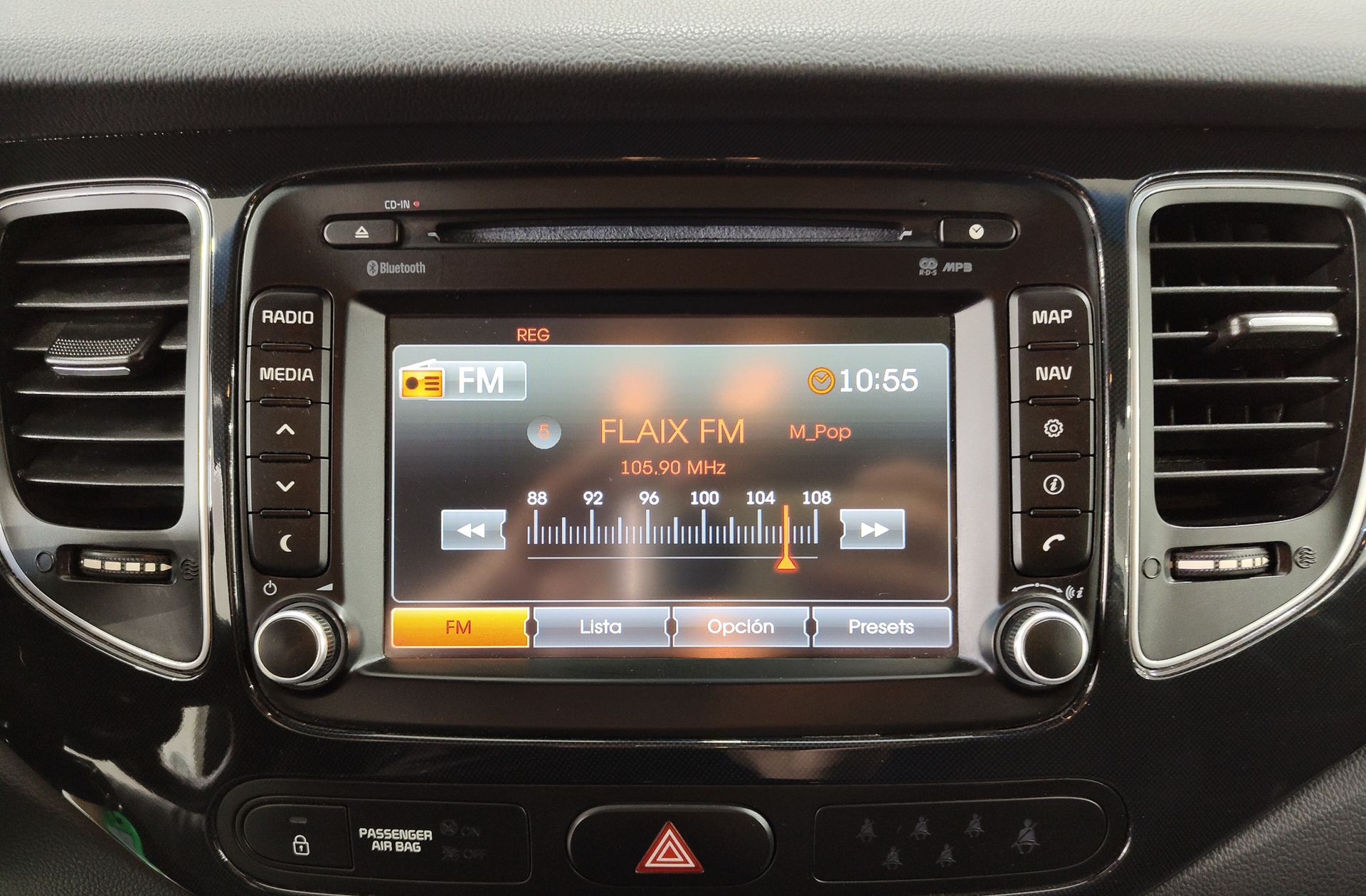 Kia Carens 1.7 CRDi VGT Drive Eco-Dynamics - foto 32