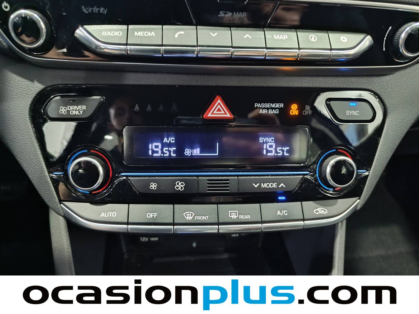 Foto Hyundai IONIQ Hyundai Ioniq 1.6 GDI HEV Tecno DCT (141 CV)