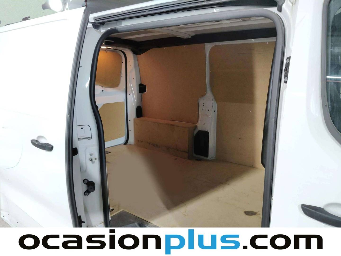 Fotos maletero Fiat Scudo Fiat Scudo Furgon 1.5 Bluehdi L2 (120 CV)