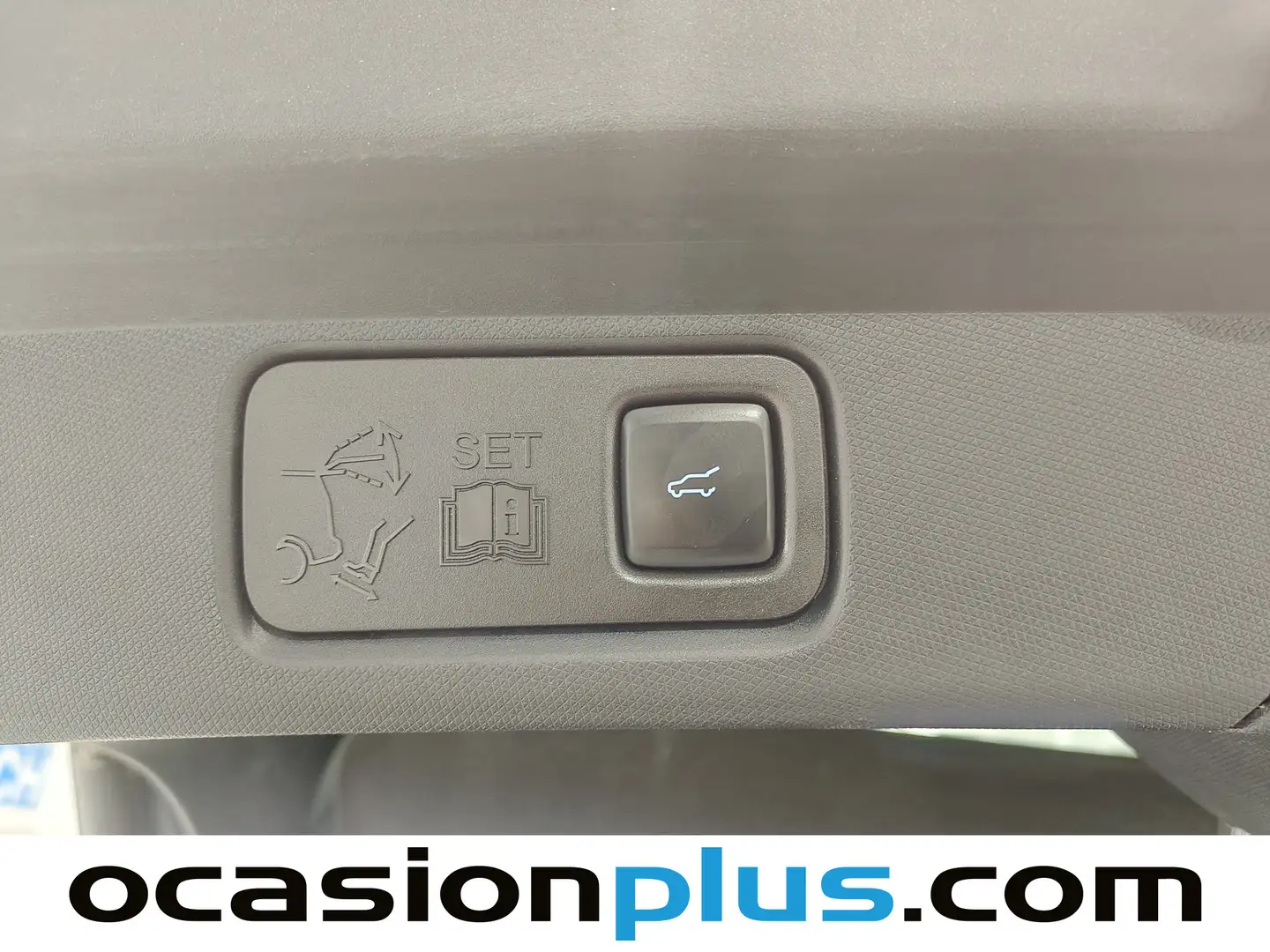 Foto Ford Mustang Mach-E Ford Mustang Mach-E Batería 75.7Kwh AWD (269 CV)