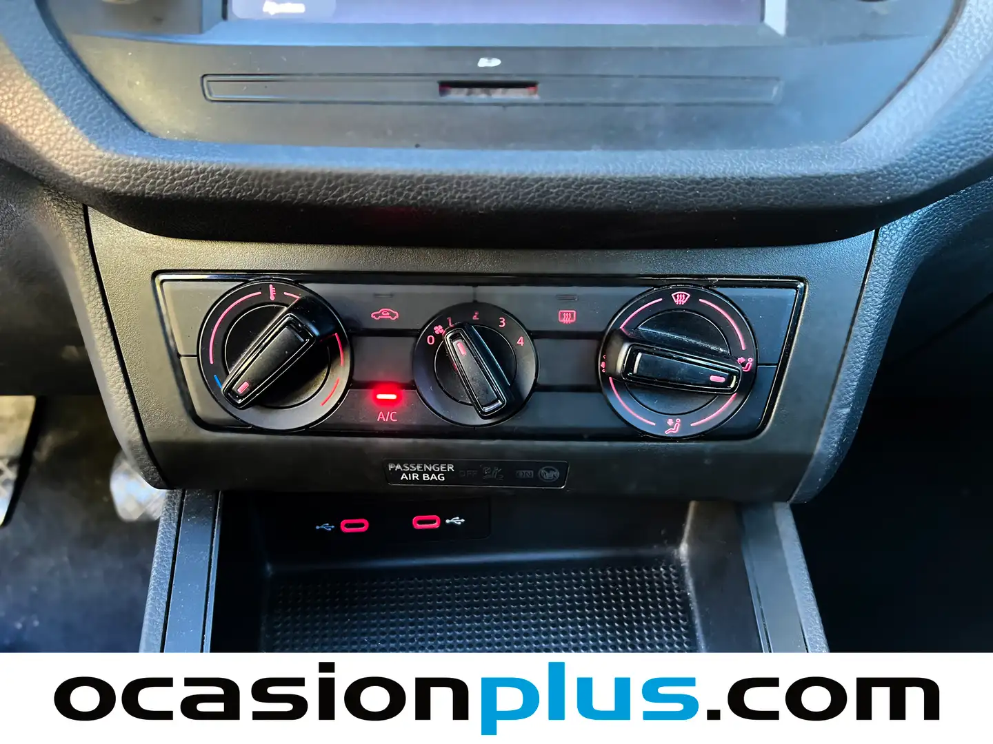 Foto Seat Ibiza SEAT Ibiza 1.0 MPI Reference Go2 (80 CV)