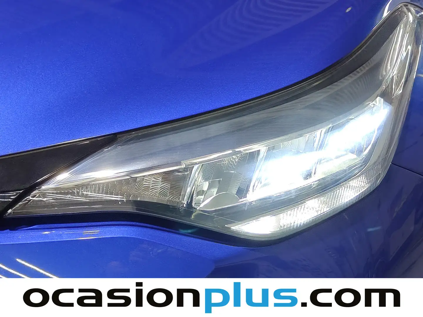 Foto Toyota C-HR Toyota C-HR 1.8 125H Advance (122 CV)