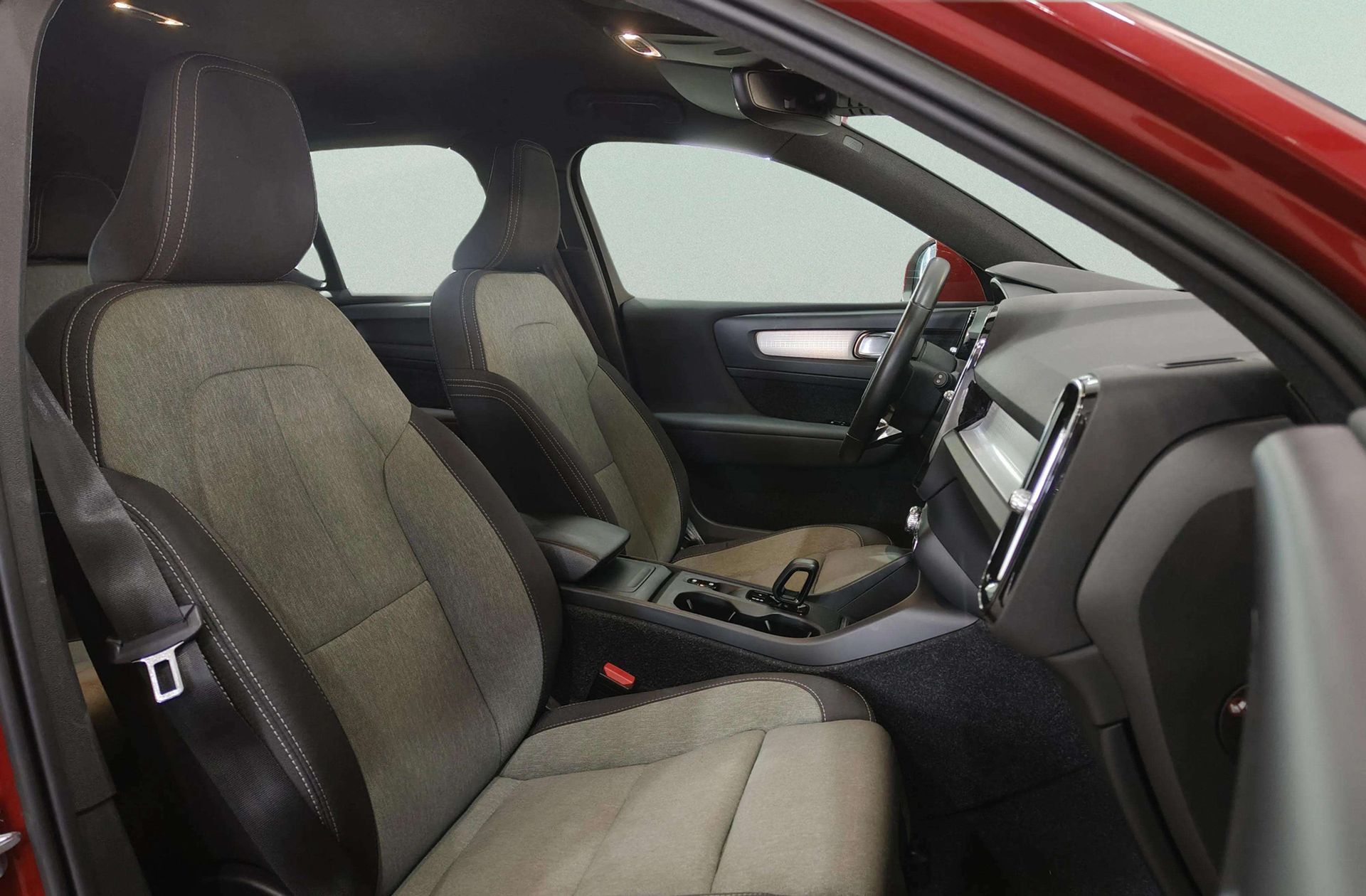 Volvo XC40 T2 Core - foto 19