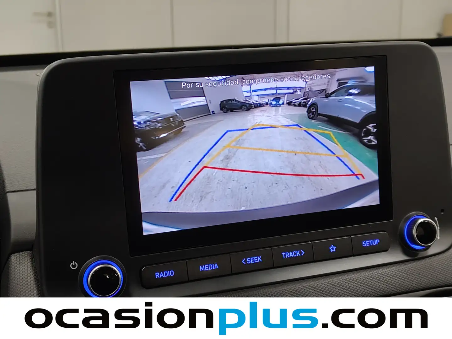 Foto Hyundai Kona Hyundai Kona 1.0 TGDi Maxx 4x2 DCT (120 CV)