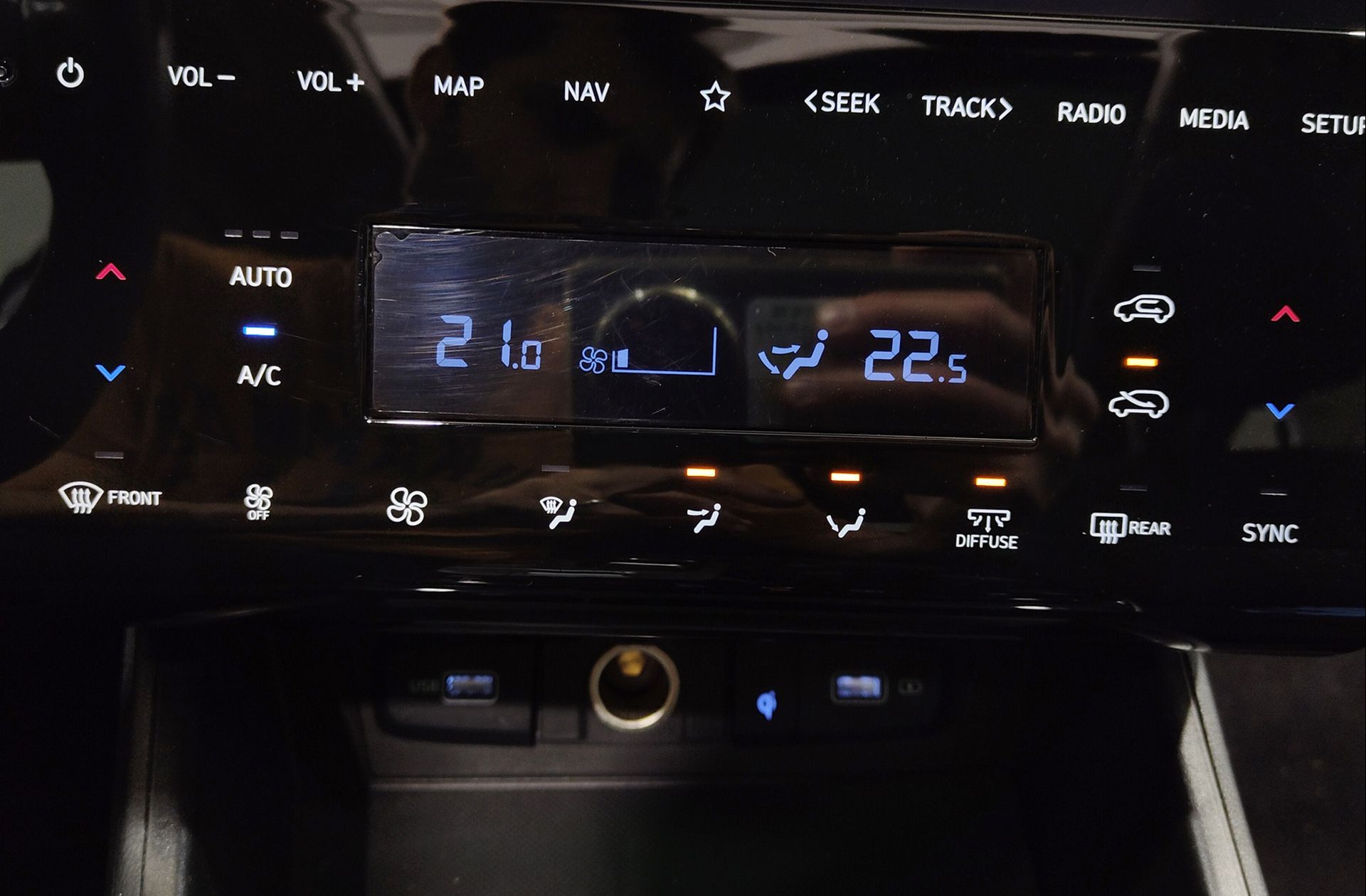 Hyundai Tucson 1.6 CRDi 48V Tecno Sky DCT - foto 38
