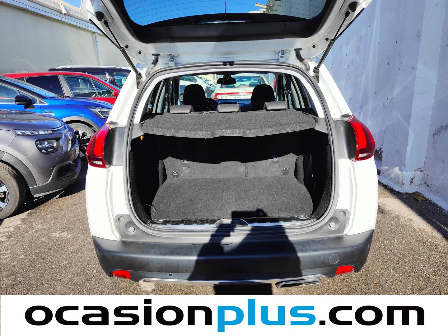 Foto Peugeot 2008 Peugeot 2008 BlueHDi 120 GT Line EAT6 (120 CV)