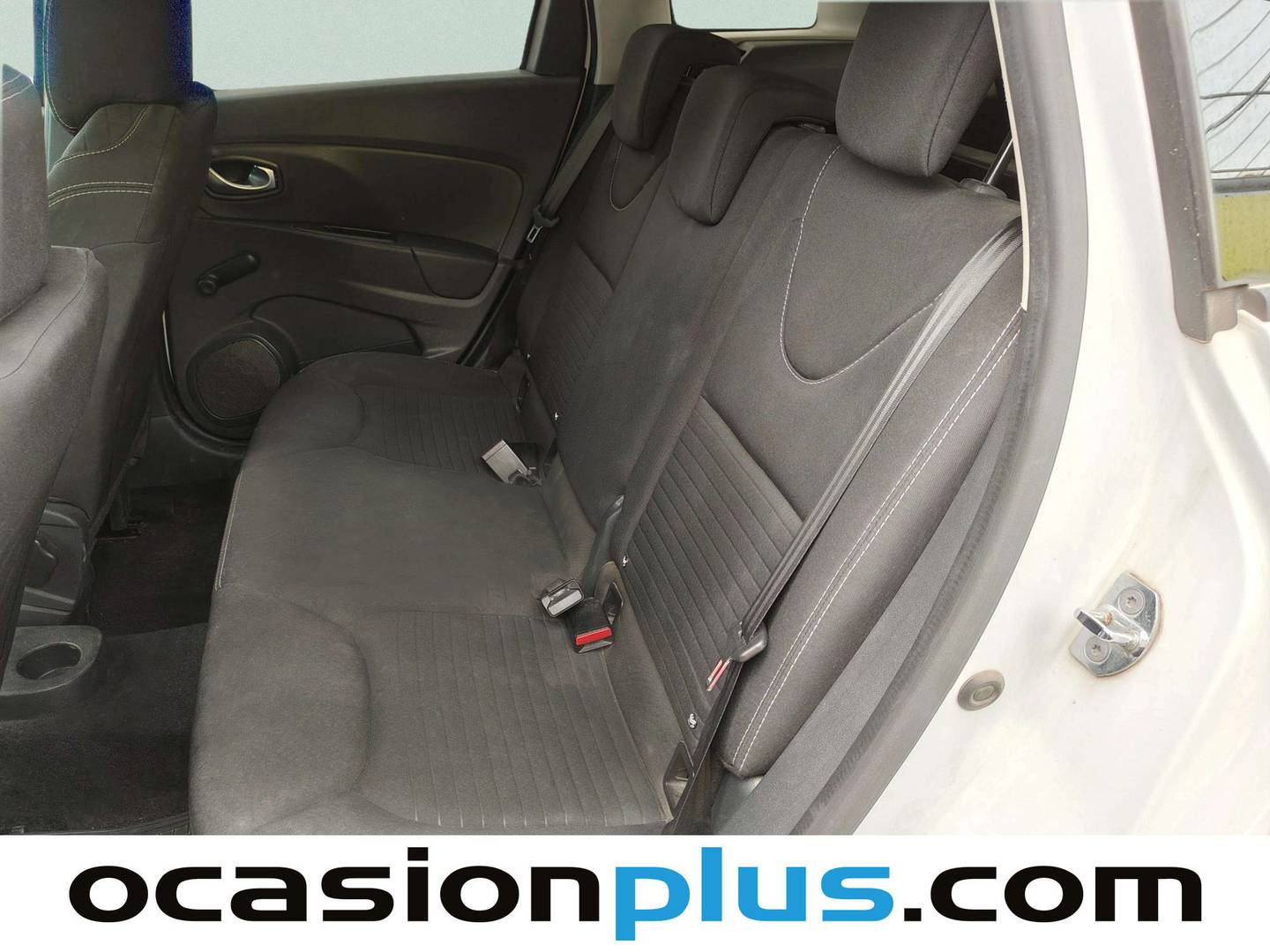 Foto asientos traseros Renault Clio Renault Clio Sport Tourer 1.2 Limited (75 CV)
