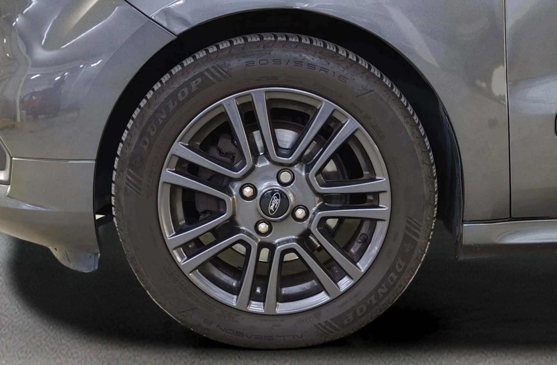Ford Tourneo Courier 1.0 EcoBoost Sport - foto 32