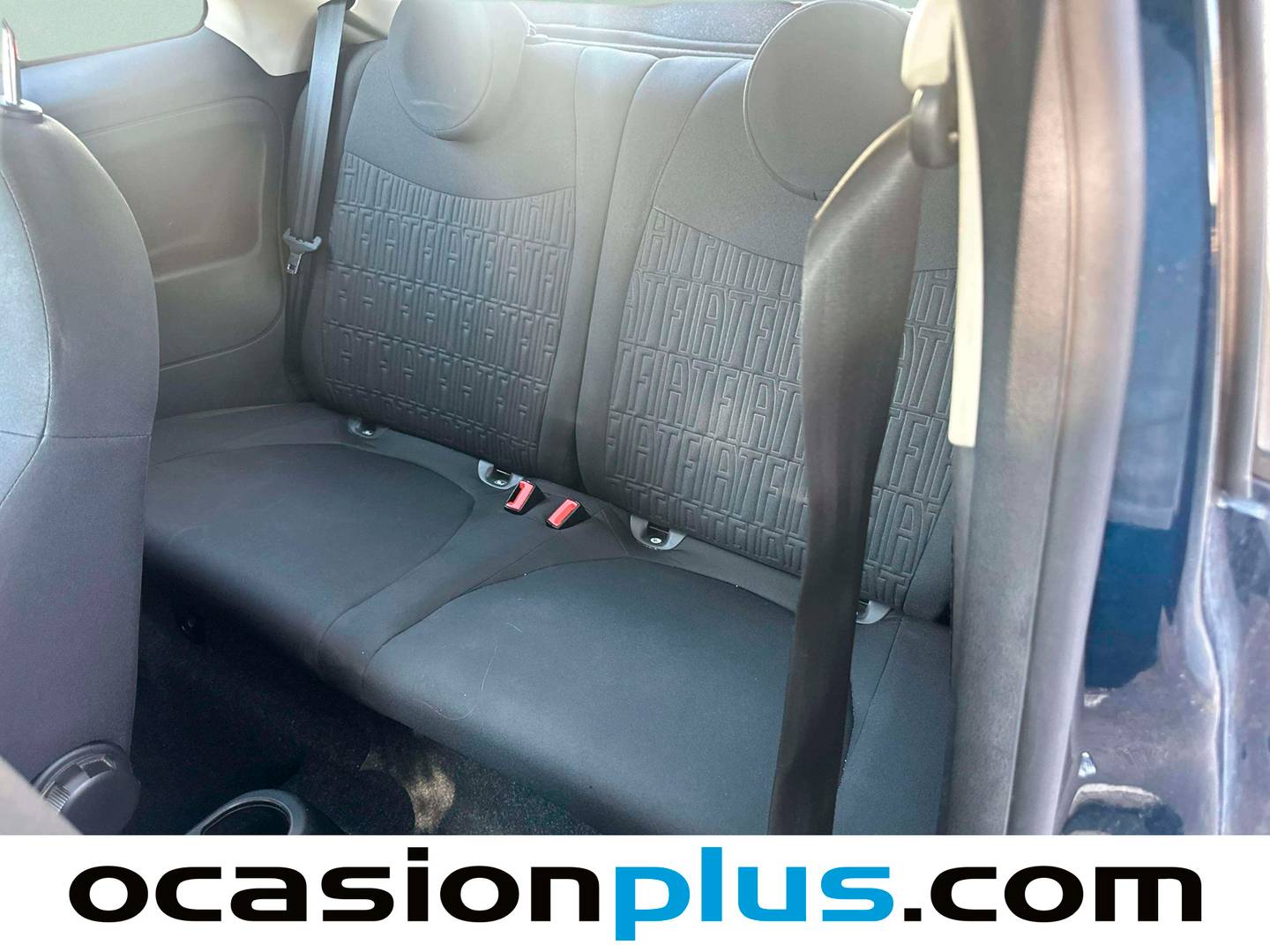 Foto asientos traseros Fiat 500 Fiat 500 1.0 Hybrid Dolcevita (70 CV)