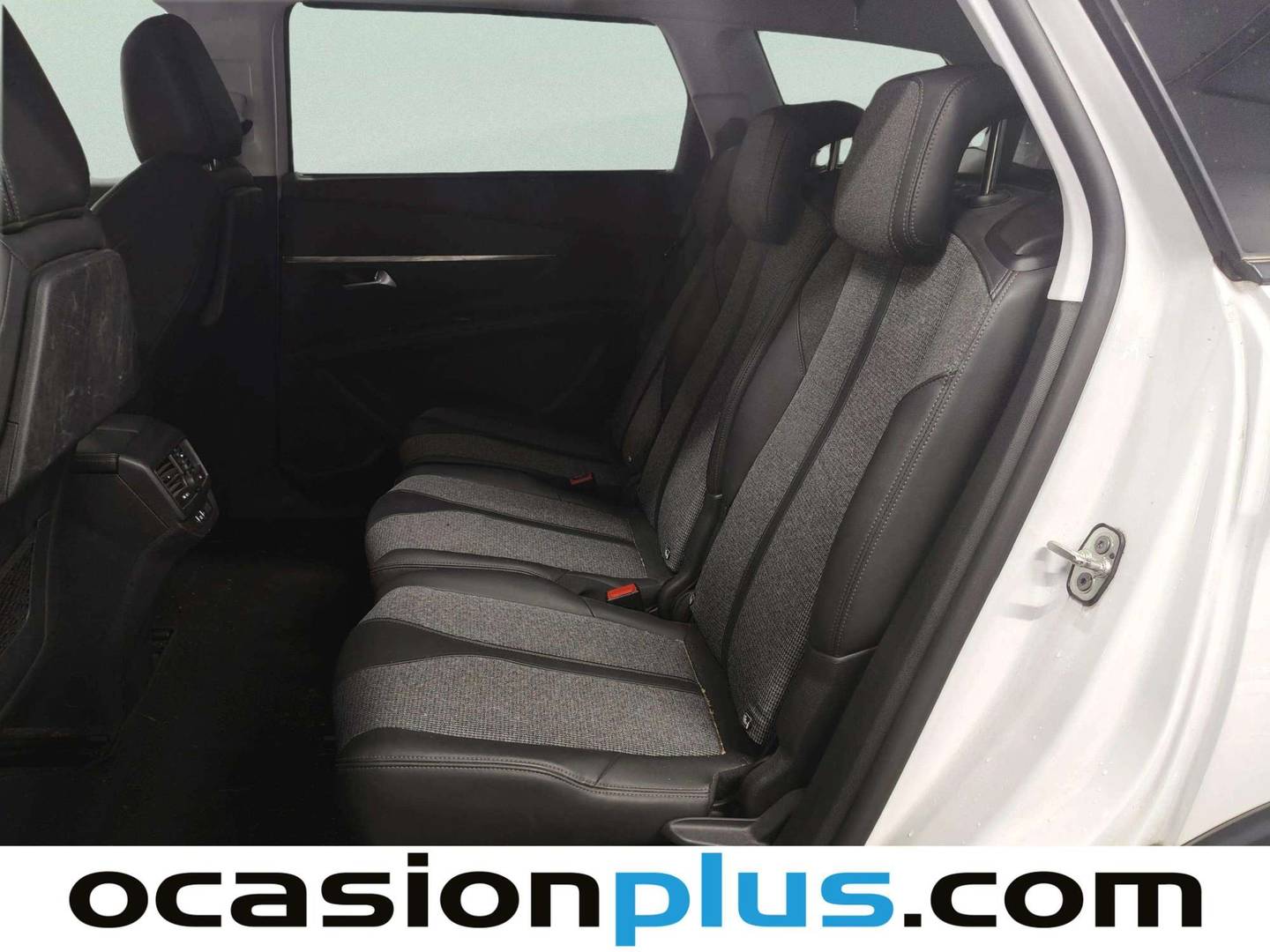 Foto asientos traseros Peugeot 5008 Peugeot 5008 BlueHDi 130 S&S Allure (130 CV) 7 Plazas