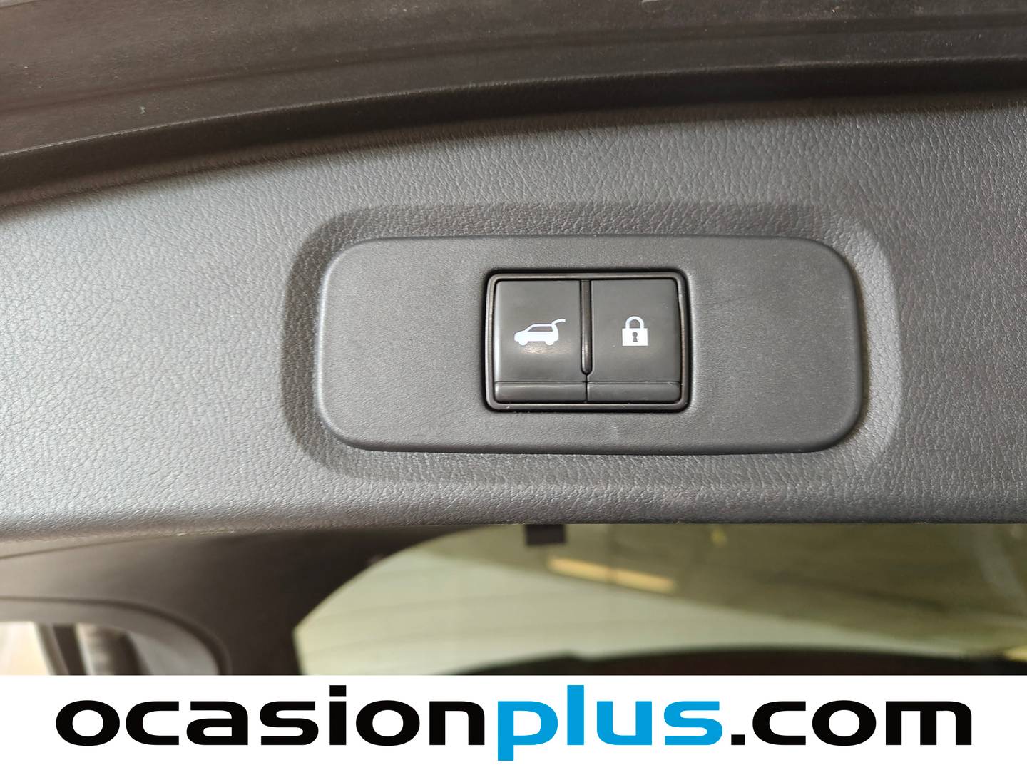 Accesorios del Nissan QASHQAI Nissan Qashqai DIG-T 140 mHEV N-Connecta 4x2 (140 CV)