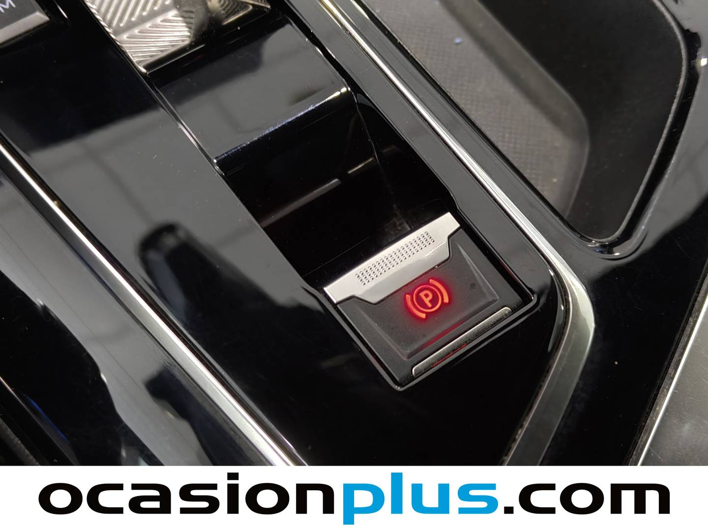 Foto Peugeot 3008 Peugeot 3008 PureTech 130 S&S GT EAT8 (130 CV)