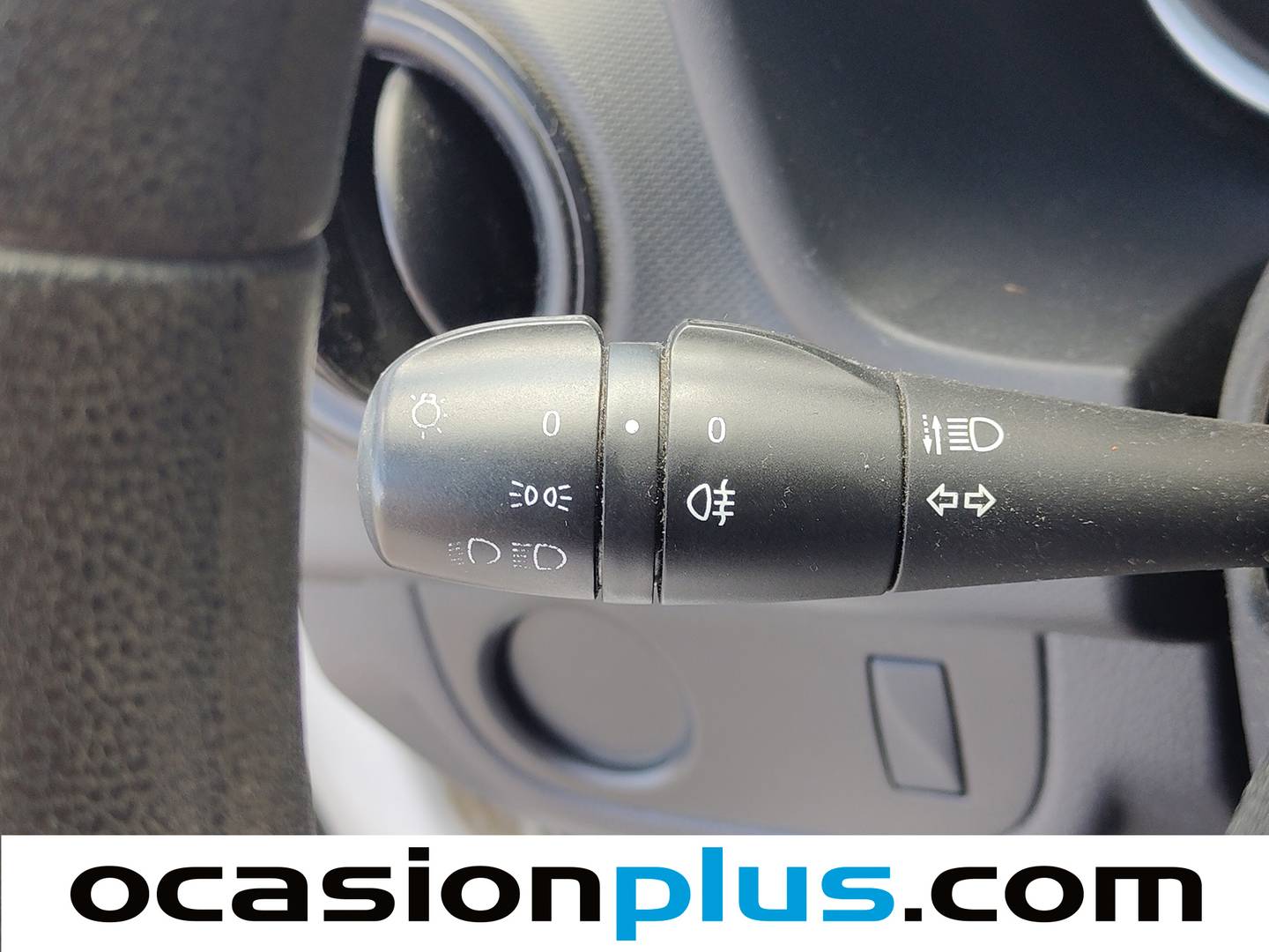 Extras y acabados del Dacia Sandero Dacia Sandero Ambiance 1.0 (73 CV)
