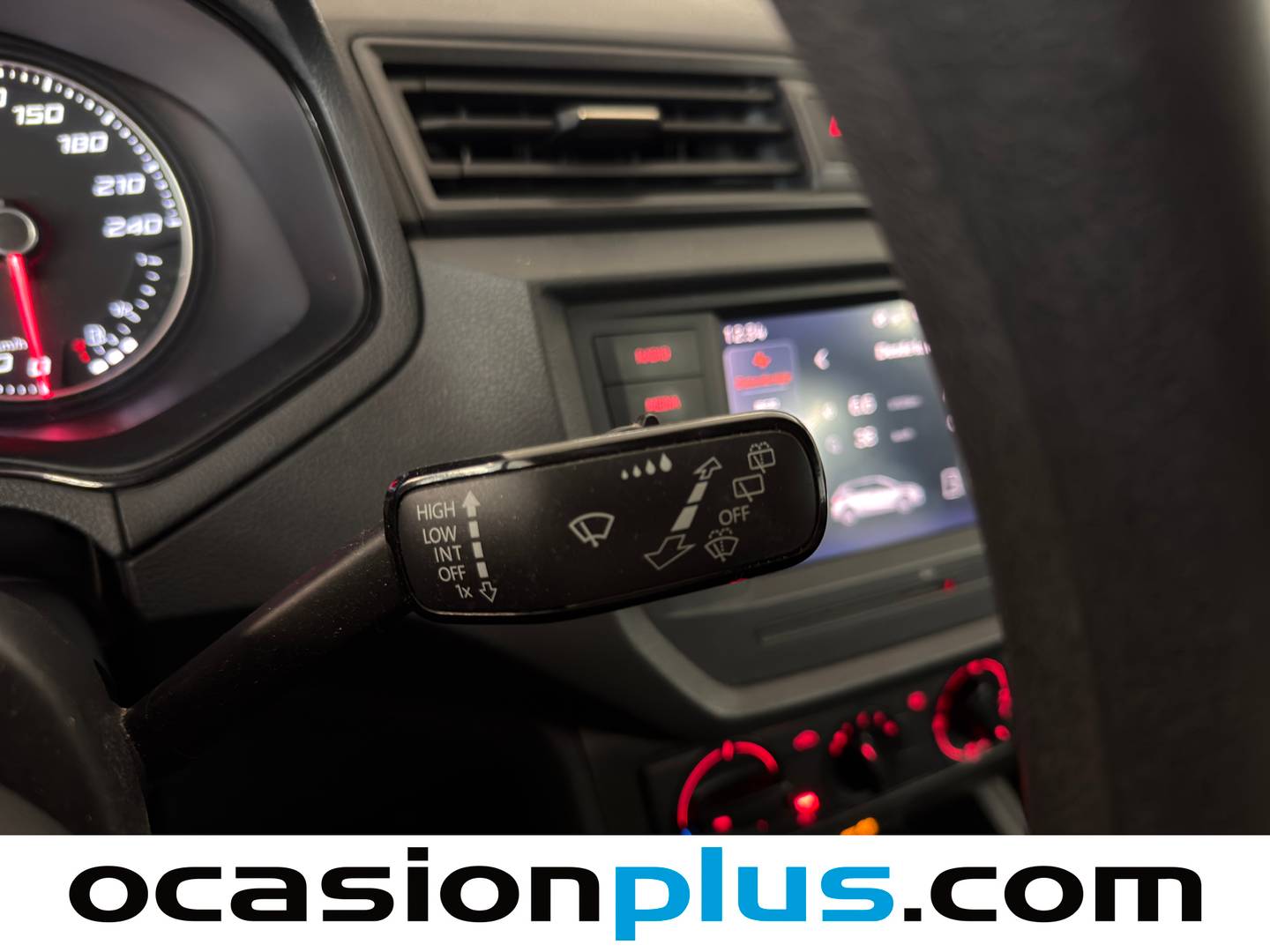 Extras y acabados del Seat Ibiza Seat Ibiza 1.0 MPI Reference (80 CV)