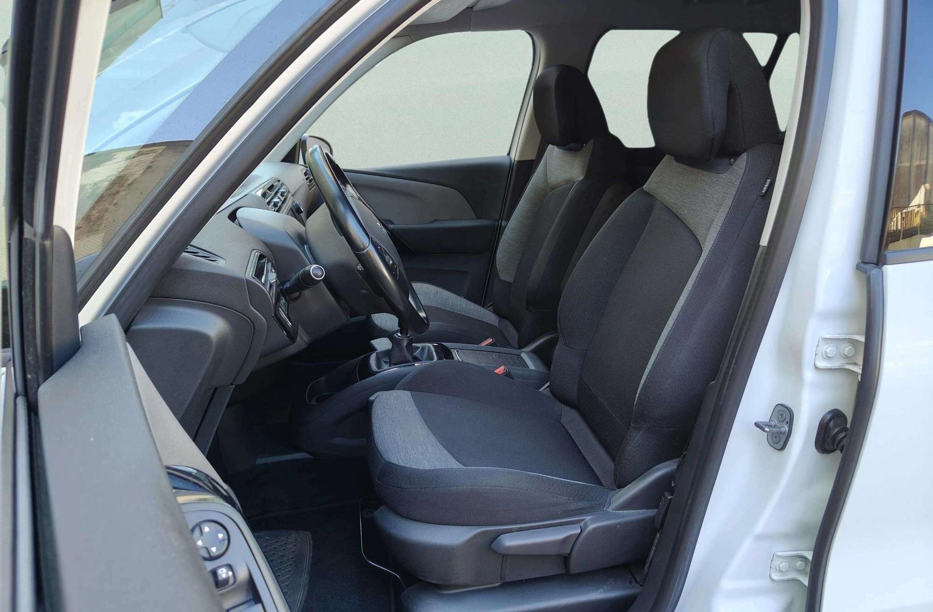 Citroën C4 Grand Picasso 1.6 BlueHDi Feel 7 plazas - foto 14