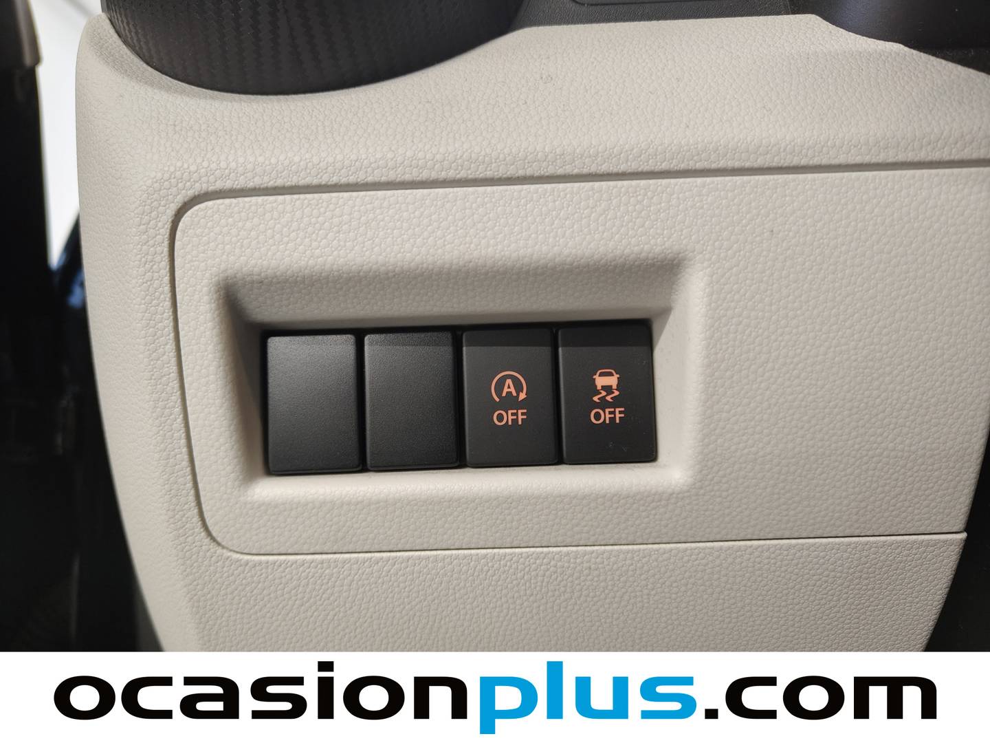 Foto Suzuki Ignis Suzuki Ignis 1.2 GLX SHVS  (90 CV)