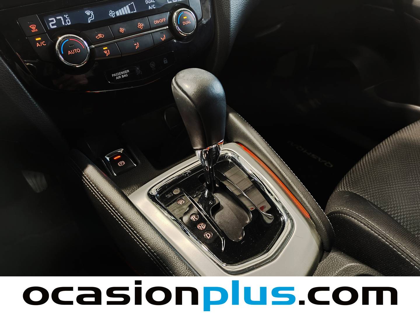 Foto Nissan QASHQAI Nissan Qashqai DIG-T 115 N-Connecta 4x2 XTronic (115 CV)