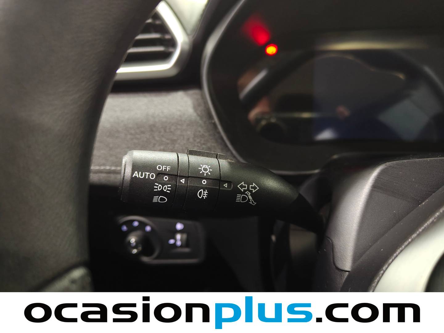 MG ZS MG ZS 1.5 Hybrid+ Standard (197 CV) 2025