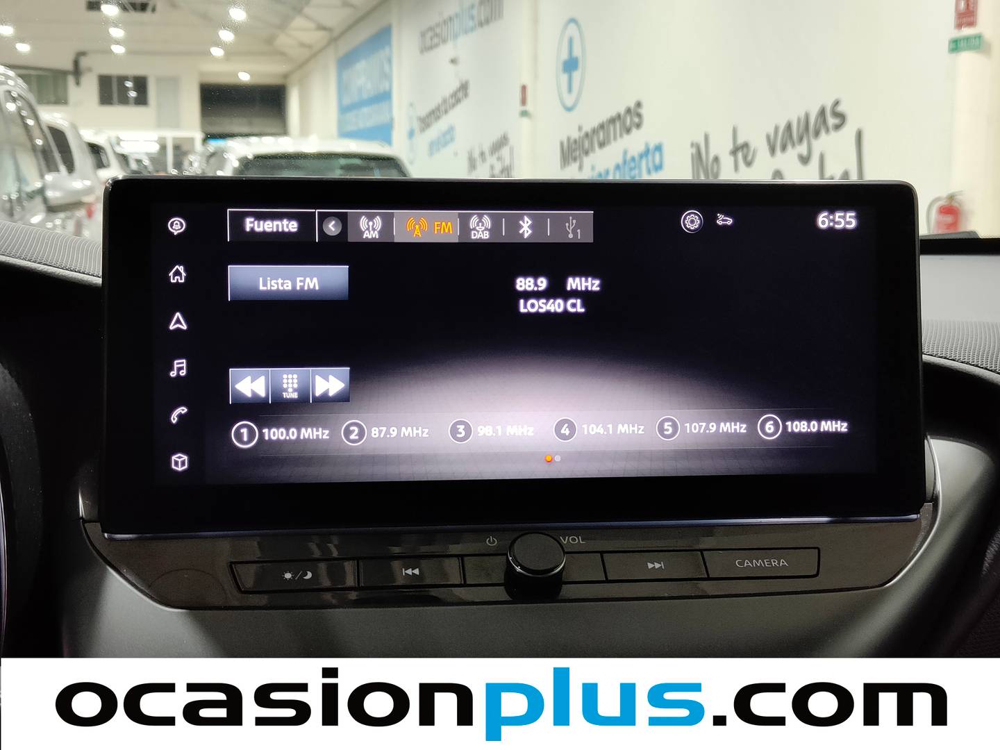 Foto Nissan JUKE Nissan Juke DIG-T N-Connecta 4x2 DCT (114 CV)