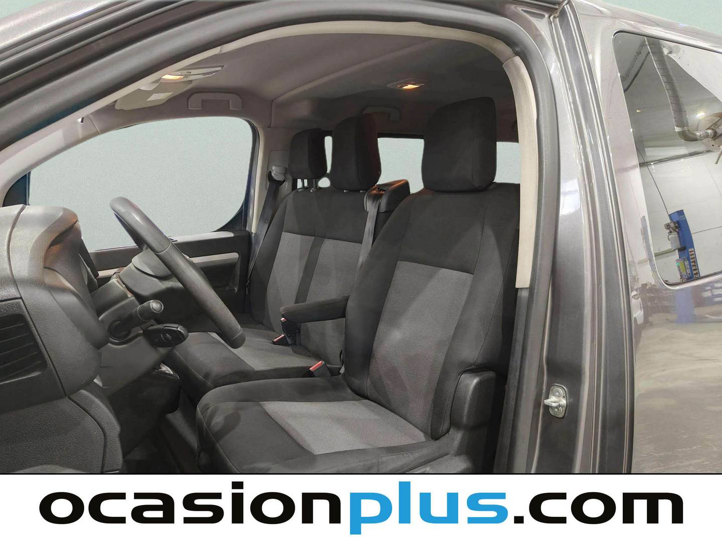 Foto asientos delanteros Toyota Proace City Toyota Proace City 1.5D GX L1 (102 CV)