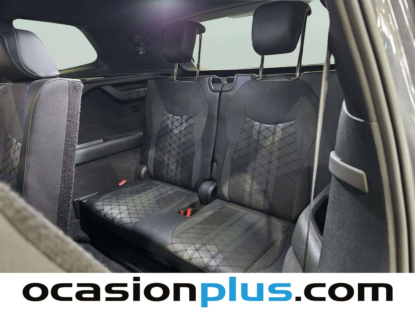 Extras y acabados del Volkswagen Tayron Volkswagen Tayron R-Line 1.5 eTSI (150 CV) DSG 7 PLAZAS