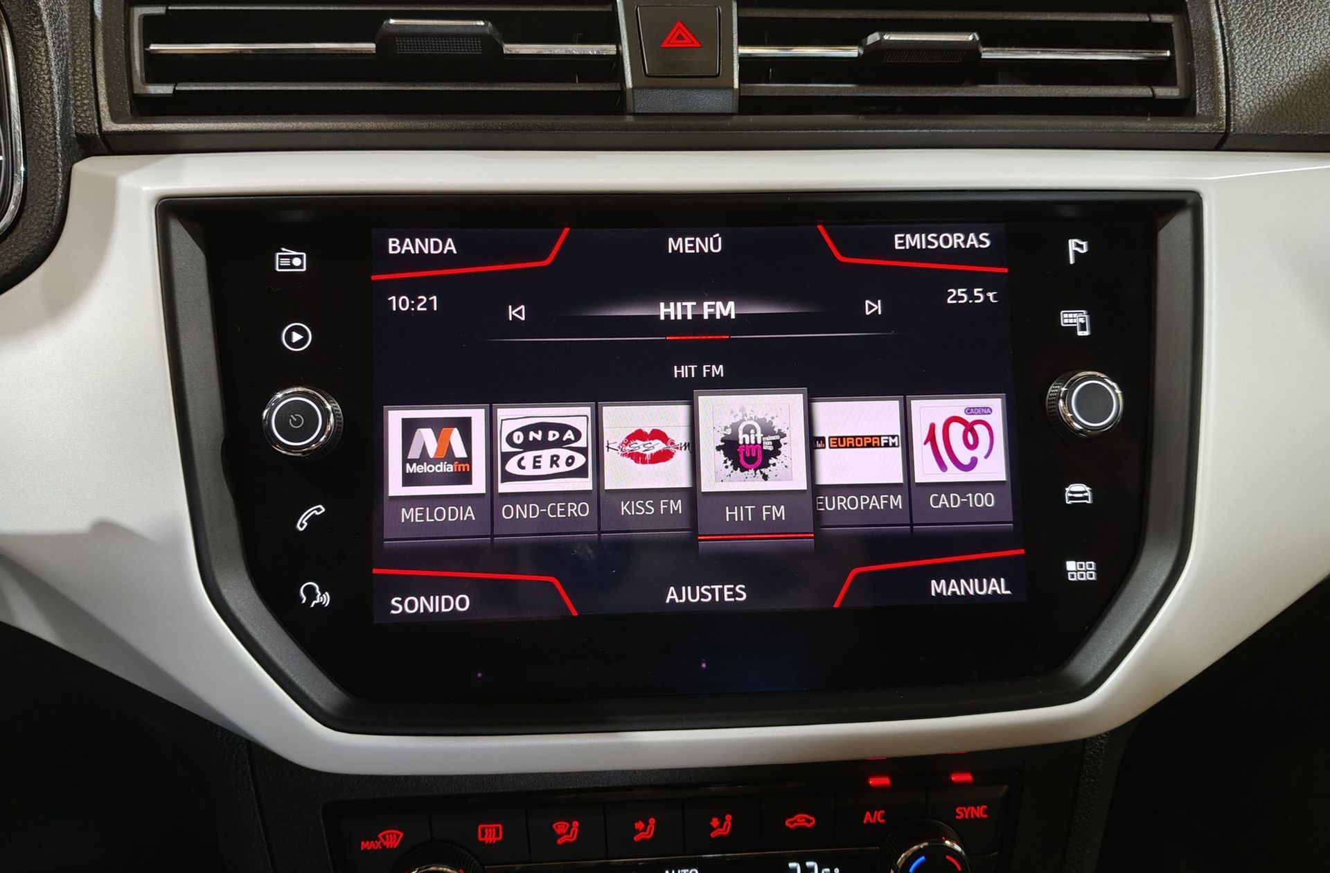 SEAT Arona 1.0 TSI Xcellence - foto 30