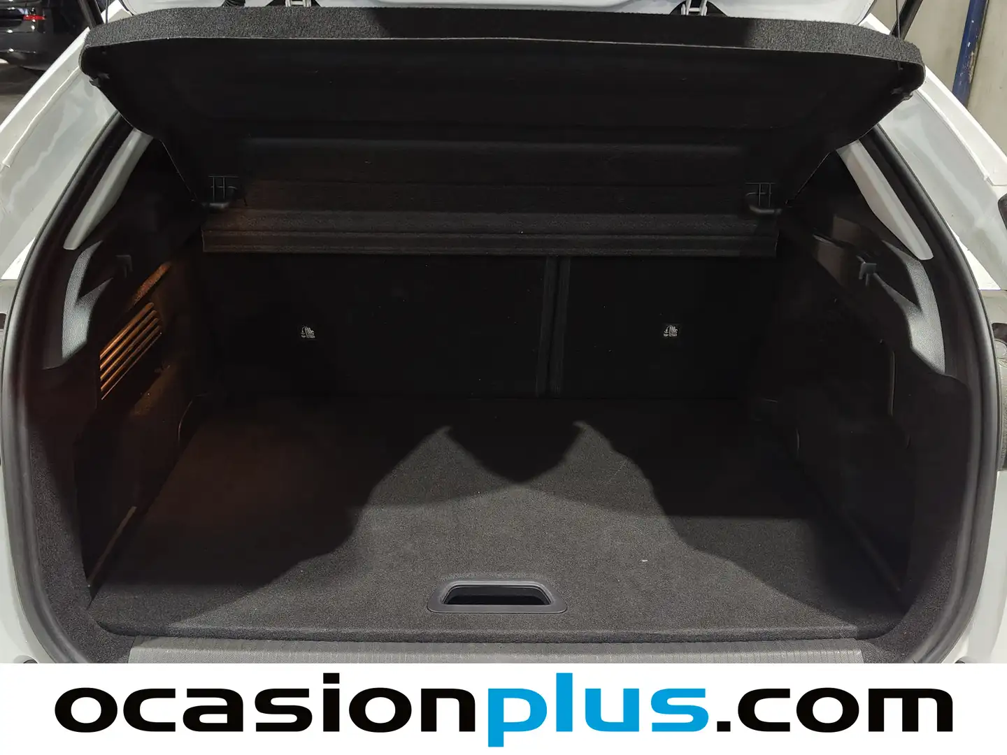 Foto Citroën C4 Citroen C4 BlueHDi 130 S&S Feel Pack EAT8 (130 CV)