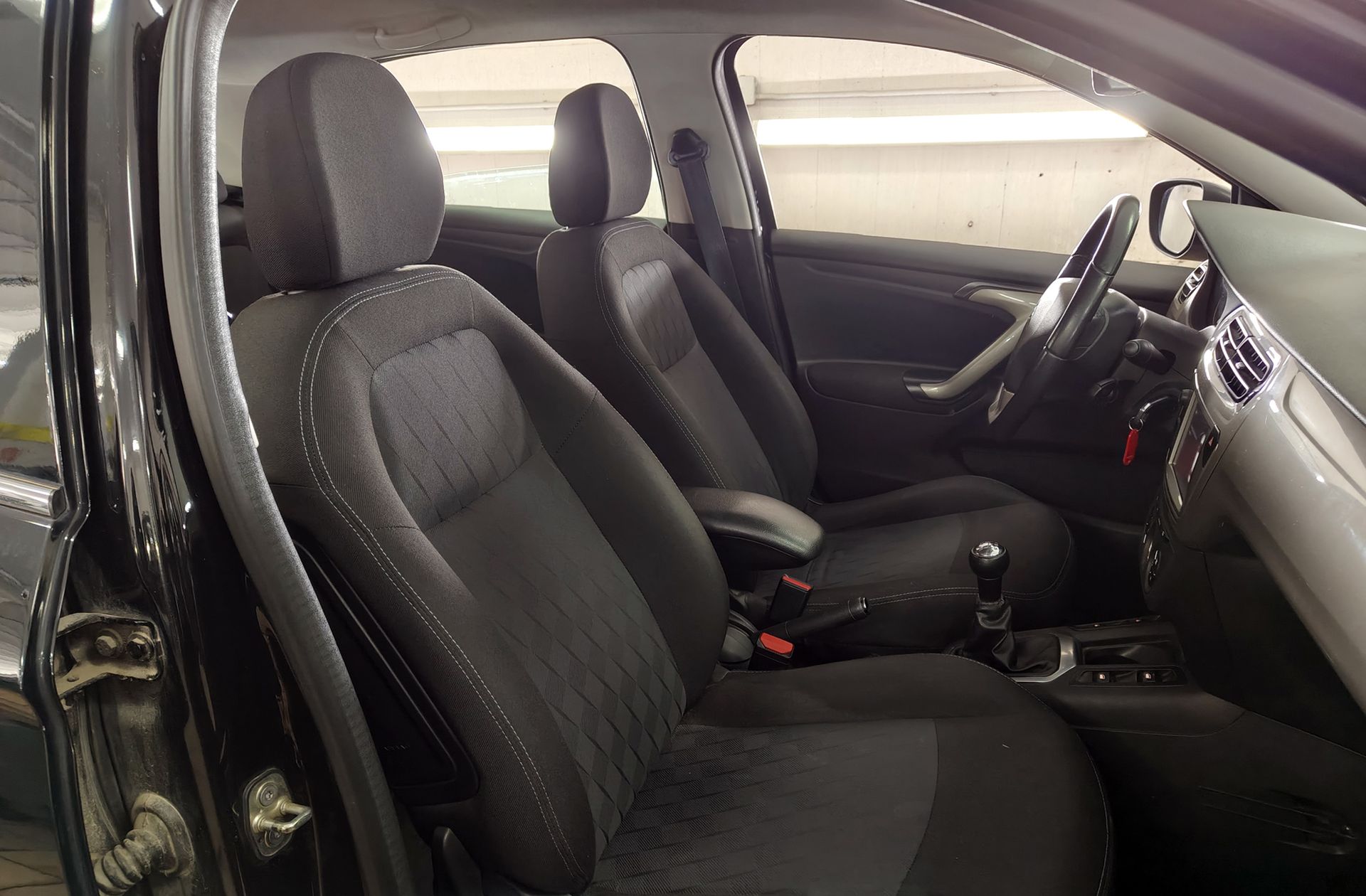 Citroën C-Elysée PureTech 82 Shine - foto 17
