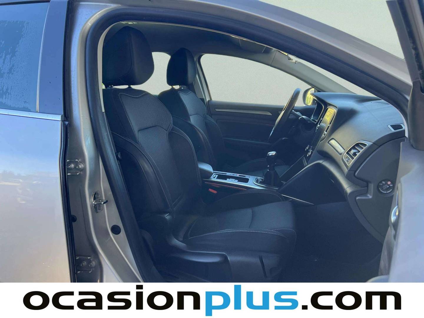 Foto Renault Mégane Renault Megane Sport Tourer Zen TCe (140 CV) GPF