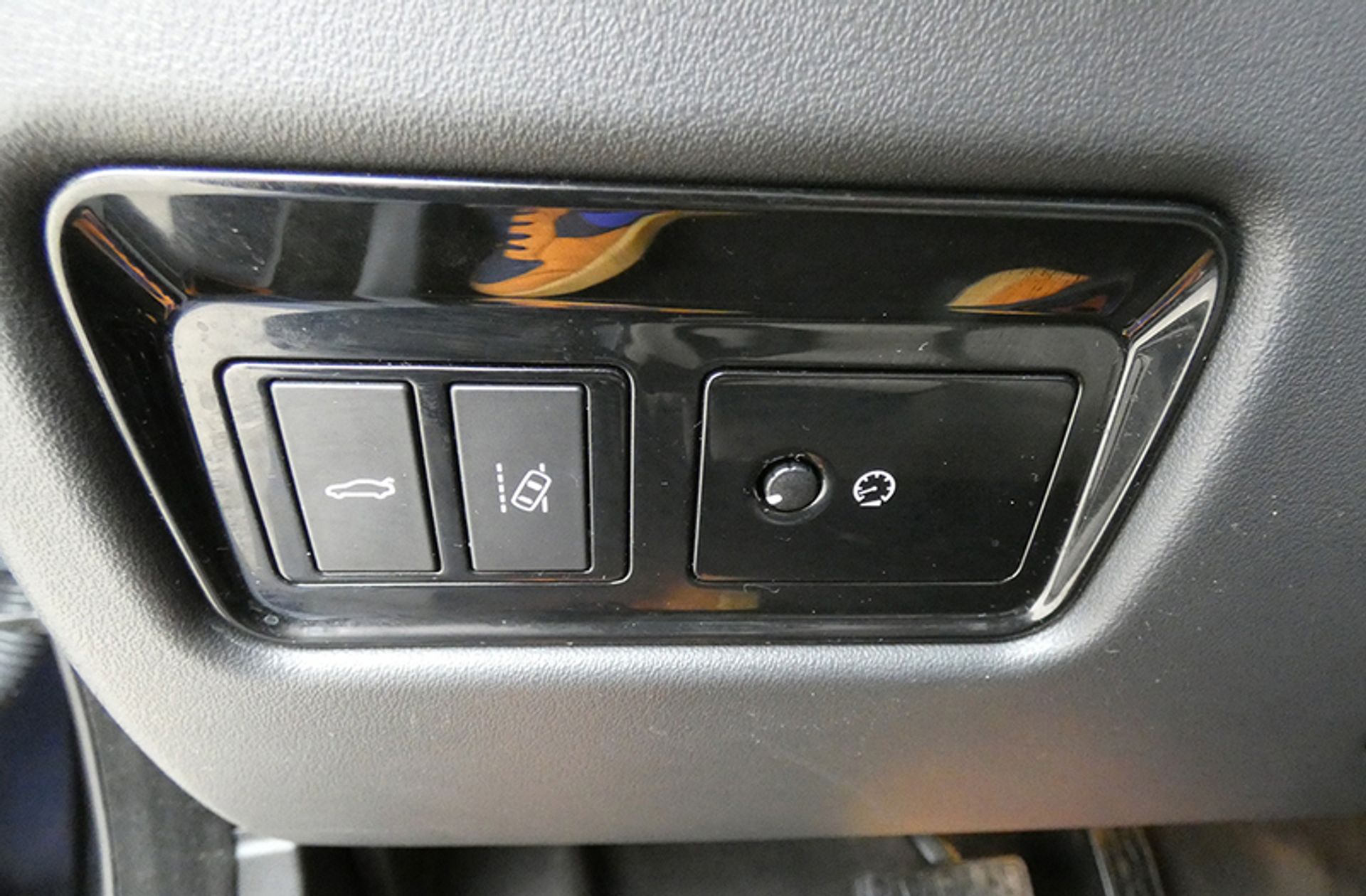 Jaguar XE 2.0 Diesel Pure RWD - foto 22