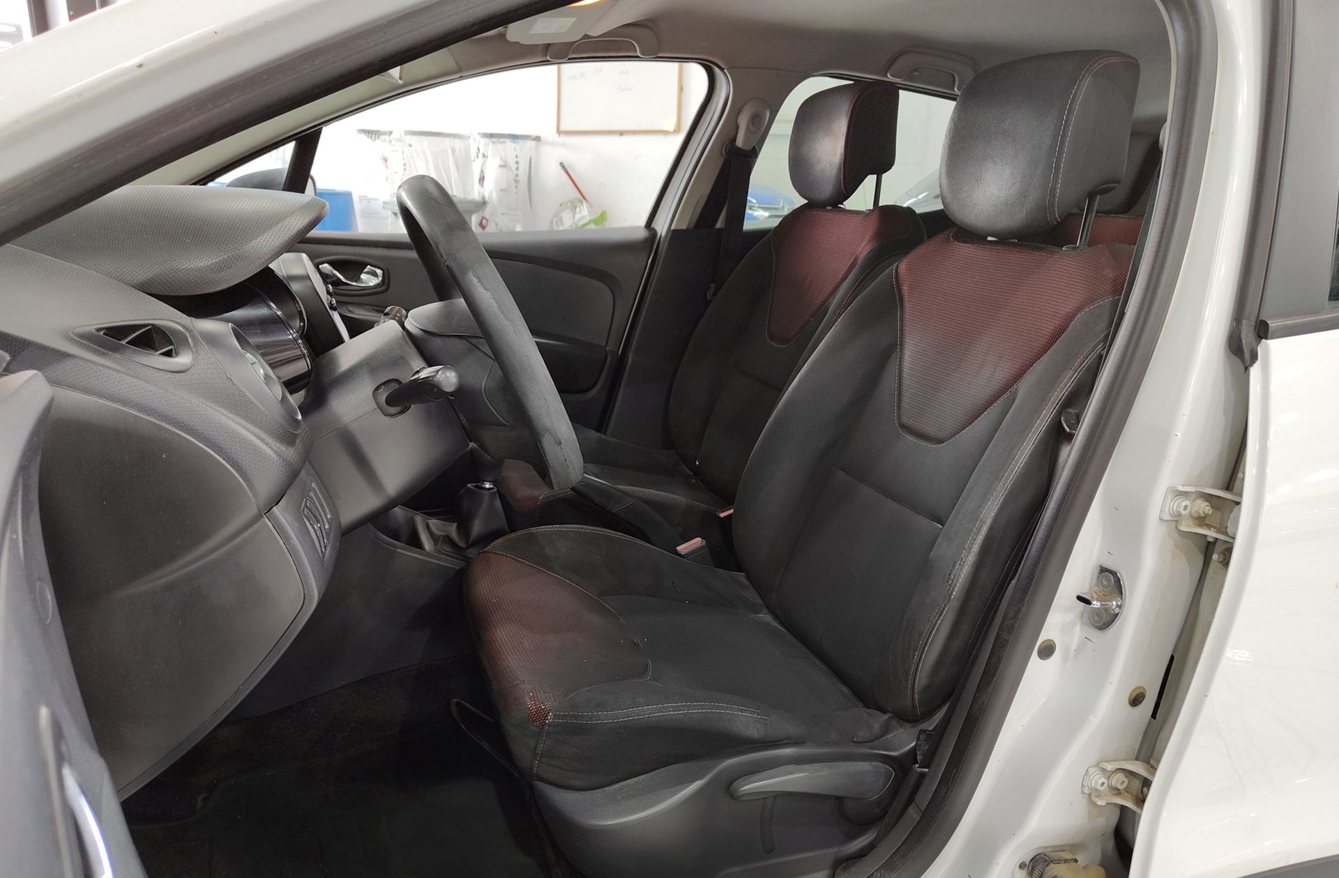 Renault Clio 1.2 16v Authentique - foto 8