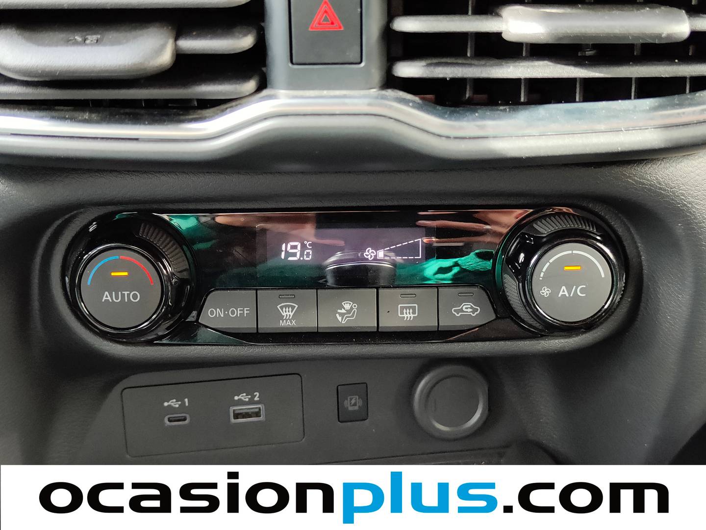 Foto Nissan JUKE Nissan Juke DIG-T N-Connecta 4x2 (114 CV)