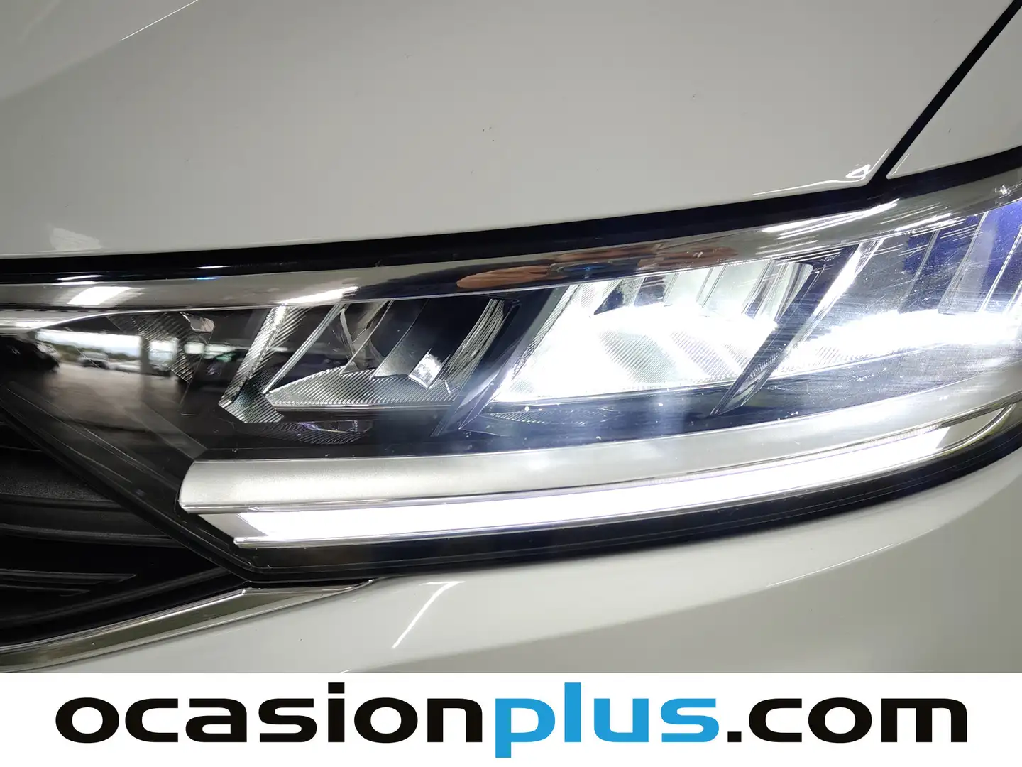 Foto Volkswagen T-Roc Volkswagen T-Roc Life 1.0 TSI (110 CV)