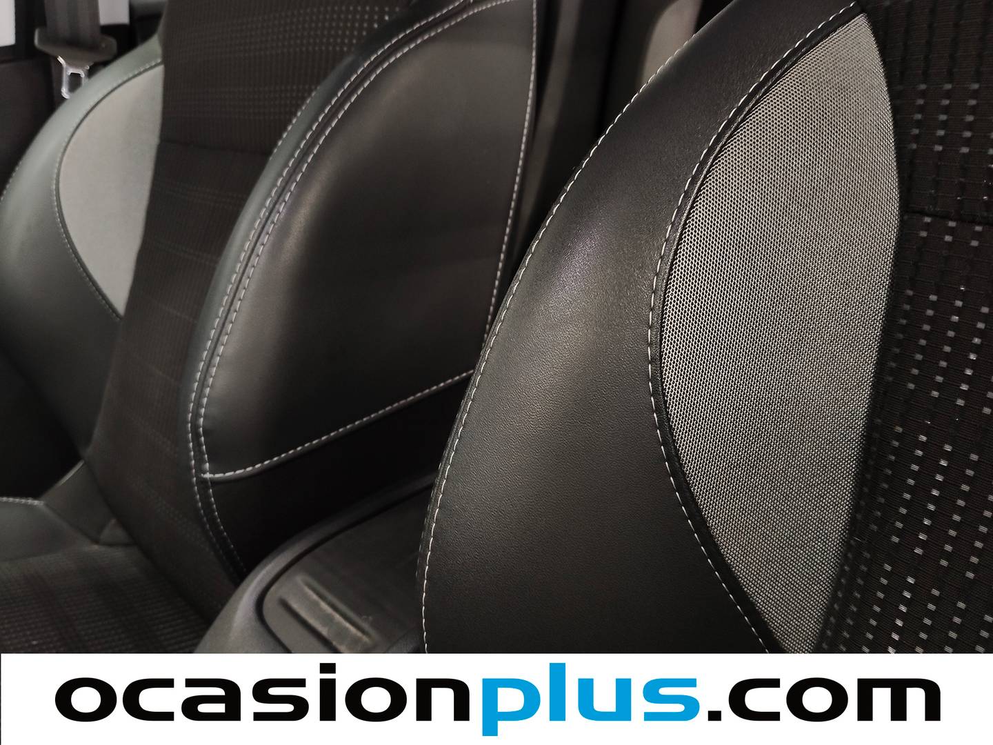 Extras y acabados del Peugeot 2008 Peugeot 2008 PureTech 130 S&S Allure (130 CV)