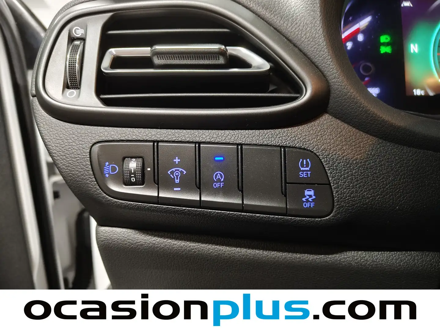 Foto Hyundai i30 Hyundai i30 Fastback 1.0 TGDI 48V Tecno (120 CV)