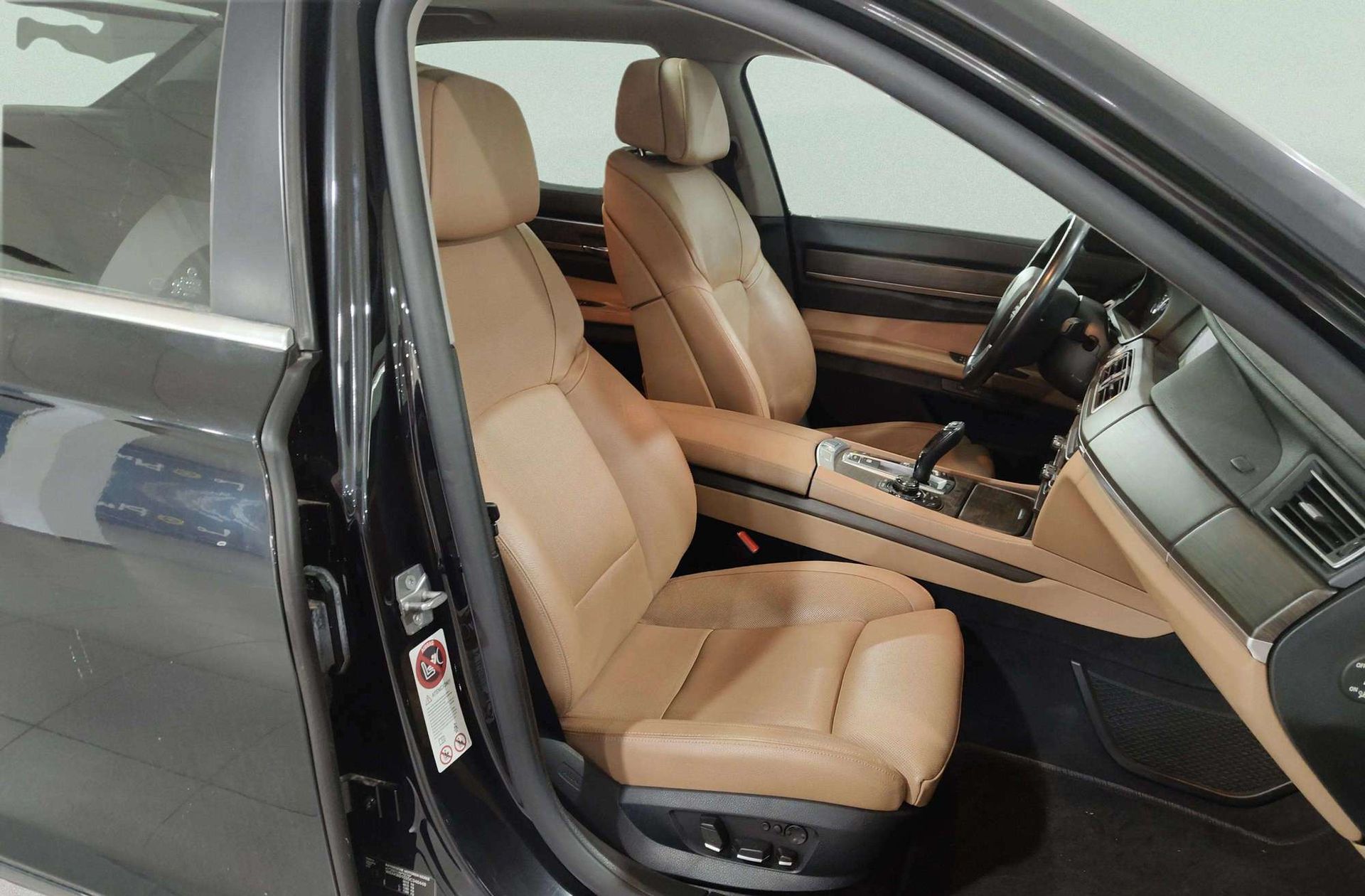 BMW Serie 7 750Li - foto 21