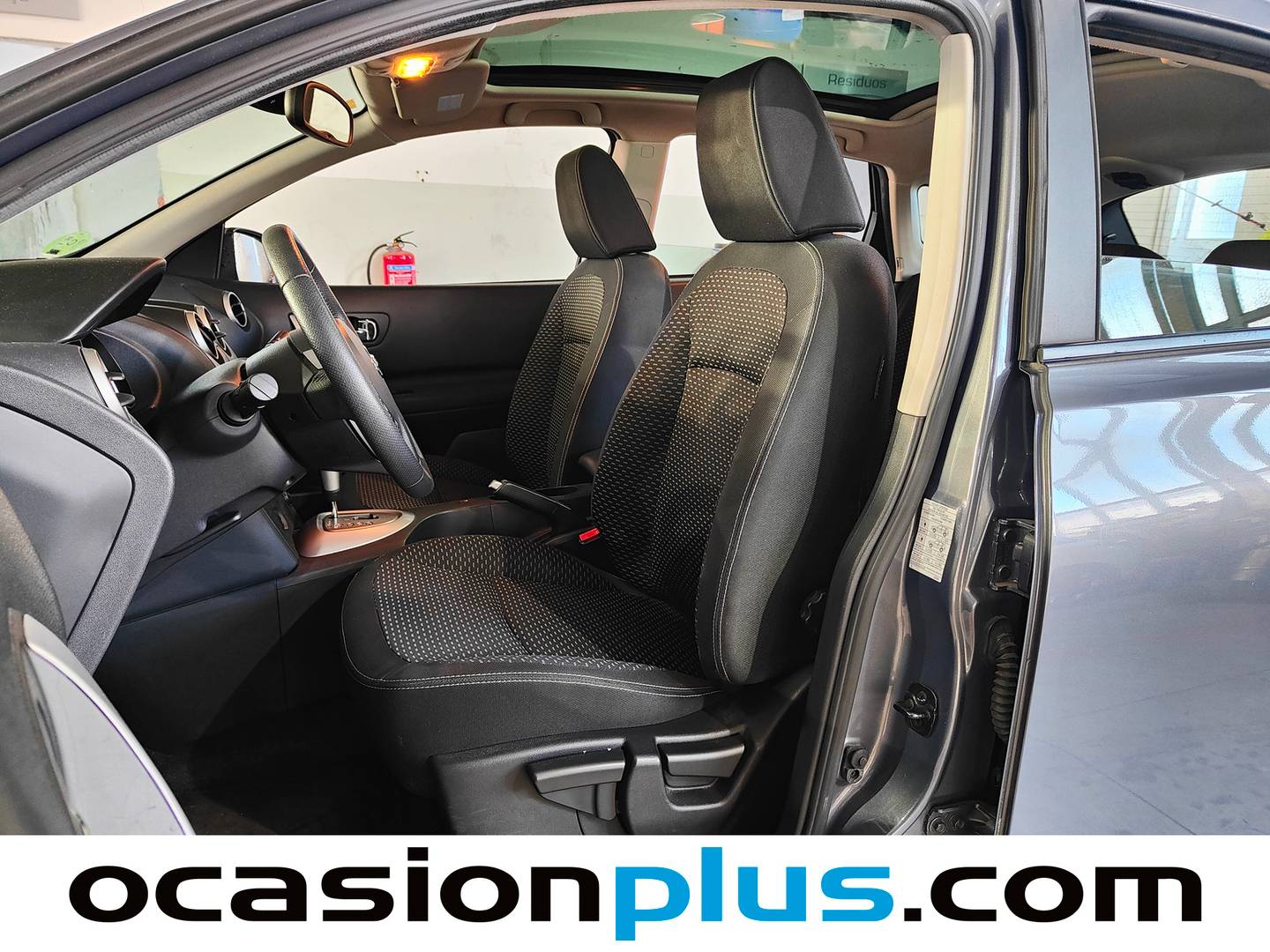 Foto asientos delanteros Nissan QASHQAI Nissan Qashqai 2.0 Tekna 4x2 CVT (140 CV)