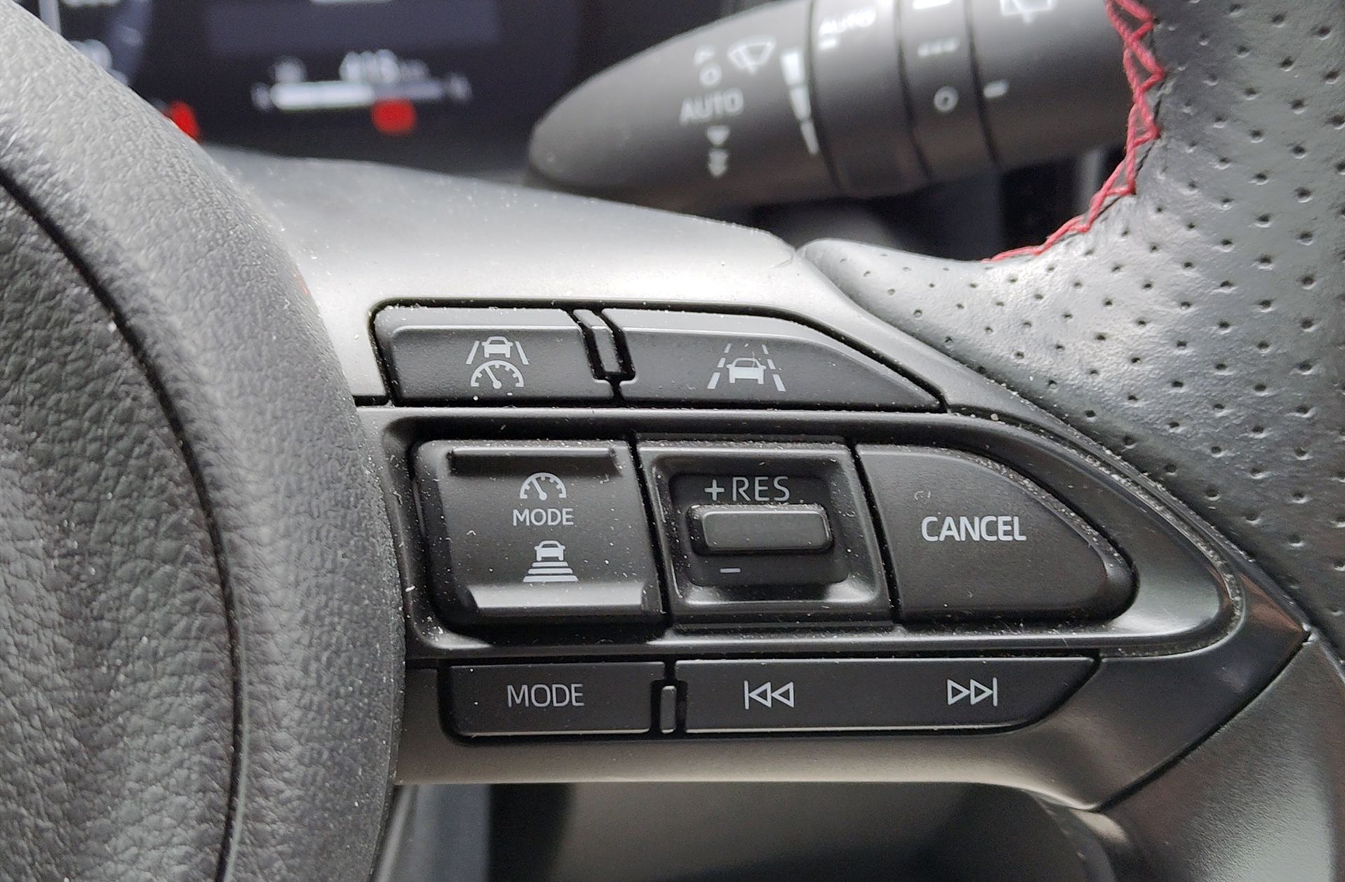 Toyota Yaris 130H GR Sport Plus - foto 27