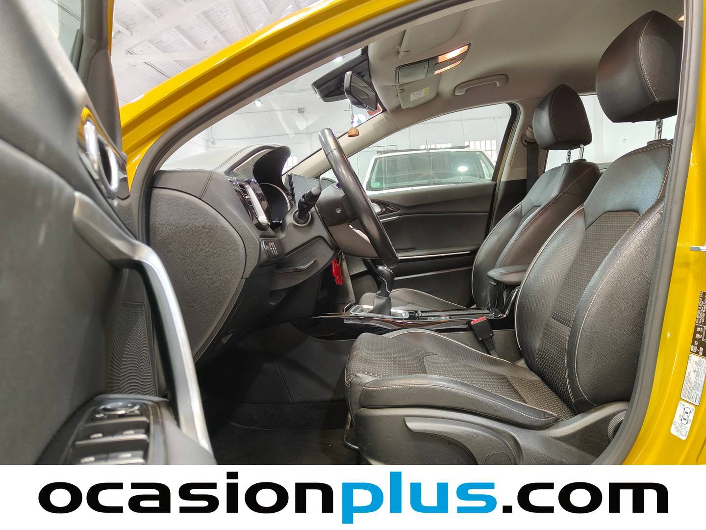 Foto asientos delanteros KIA XCeed KIA XCeed 1.6 MHEV iMT Tech (136 CV)