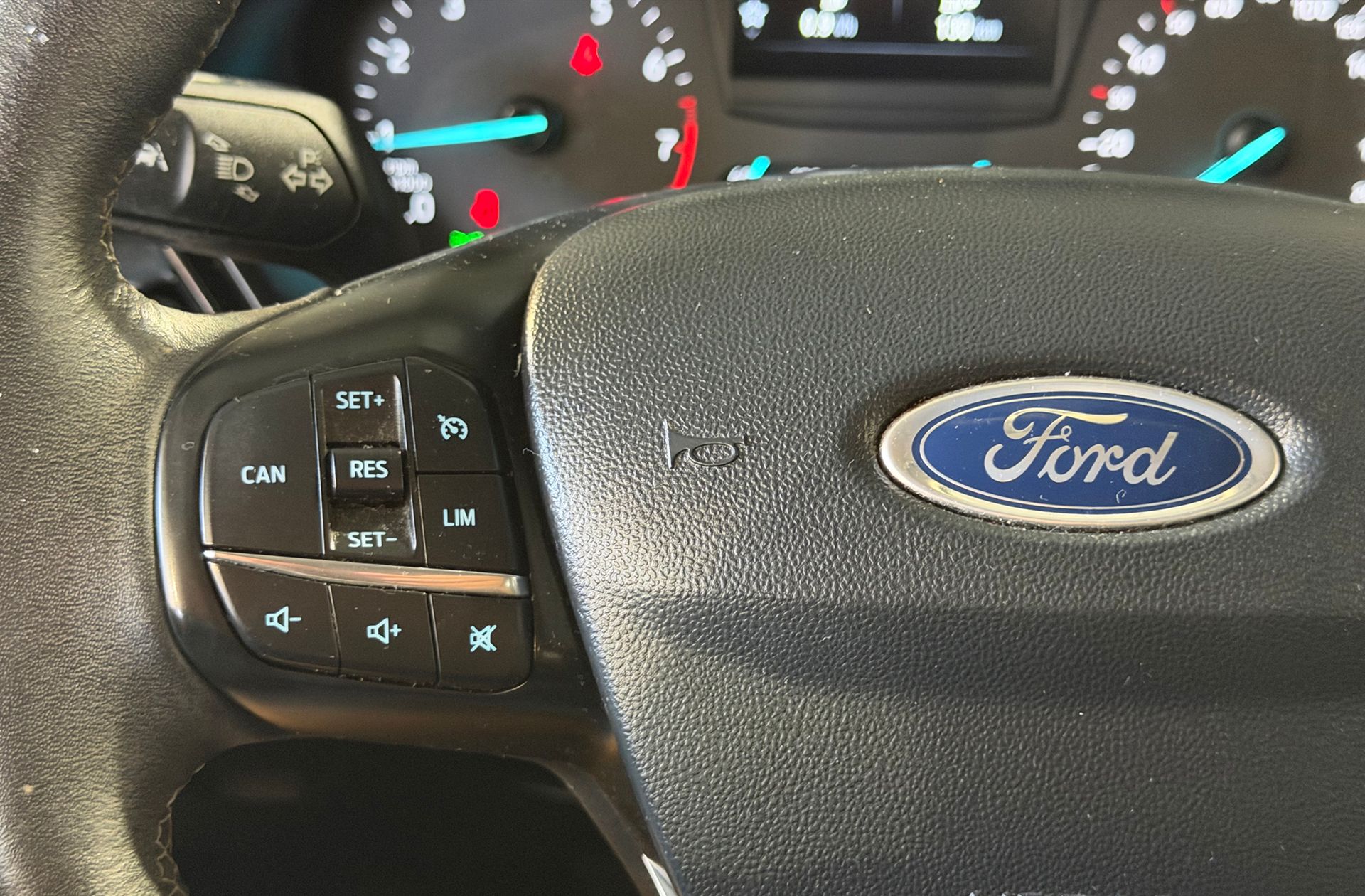 Ford Fiesta 1.1 Ti-VCT Trend+ - foto 24