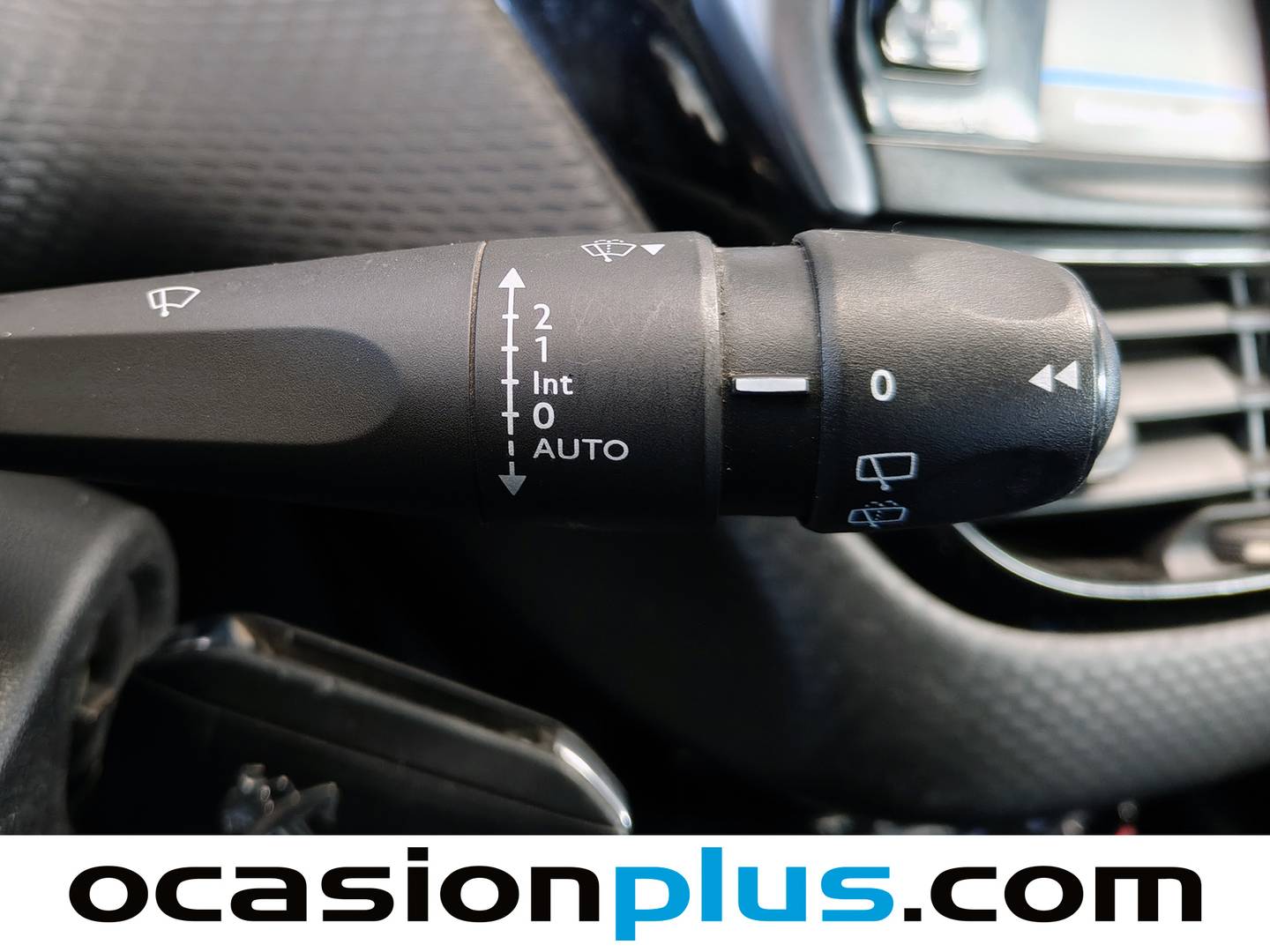 Paquetes del Peugeot 2008 Peugeot 2008 BlueHDi 100 Allure (100 CV)