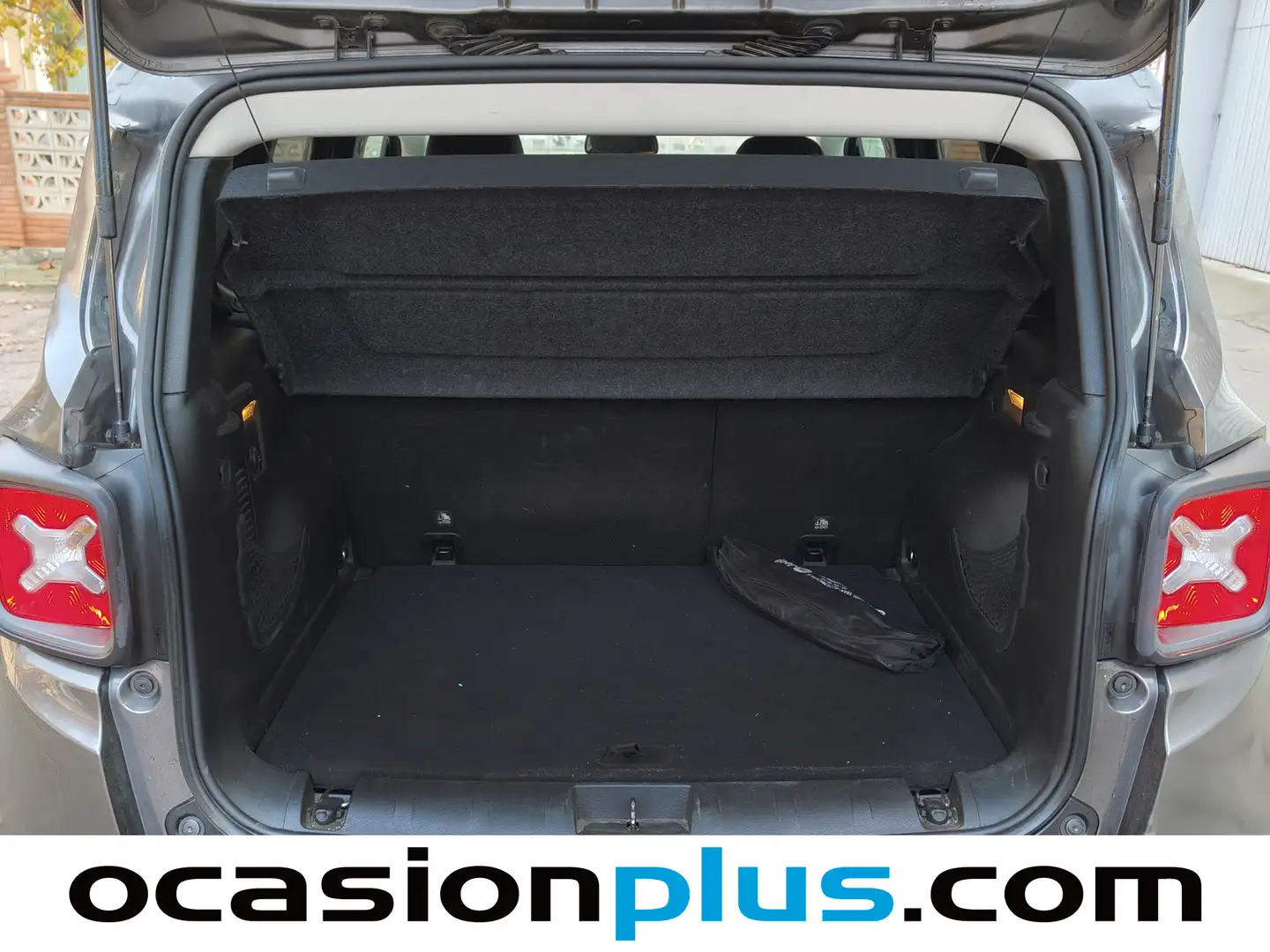 Foto Jeep Renegade Jeep Renegade 2.0 Multijet Trailhawk 4x4 AD Low Auto (170 CV)